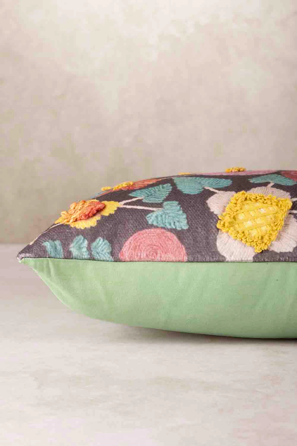 GAURI KOHLI Luxor Throw Pillow 16"x24"
