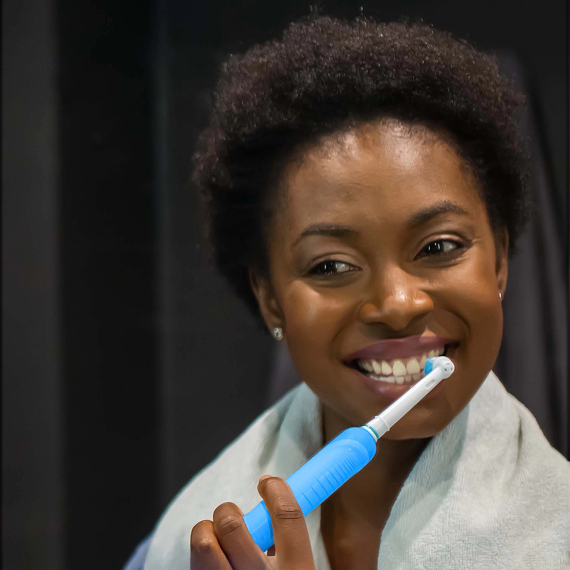 Pursonic Unisex Rechargeable Electric Toothbrush with Rotary Sonic Cleaning Technology, 3 Brush Heads & USB Charging