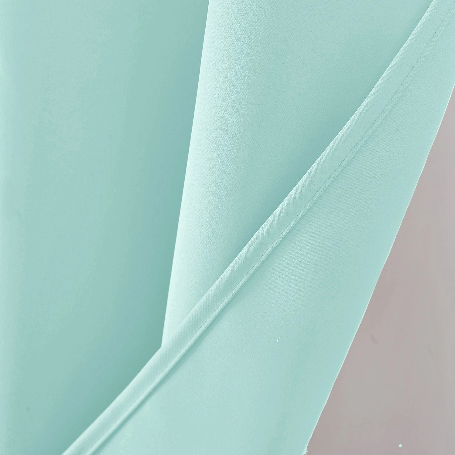 RT Designers Collection 100% Polyester 250 GSM Riley 100% Blackout Grommet Panel 54" x 84