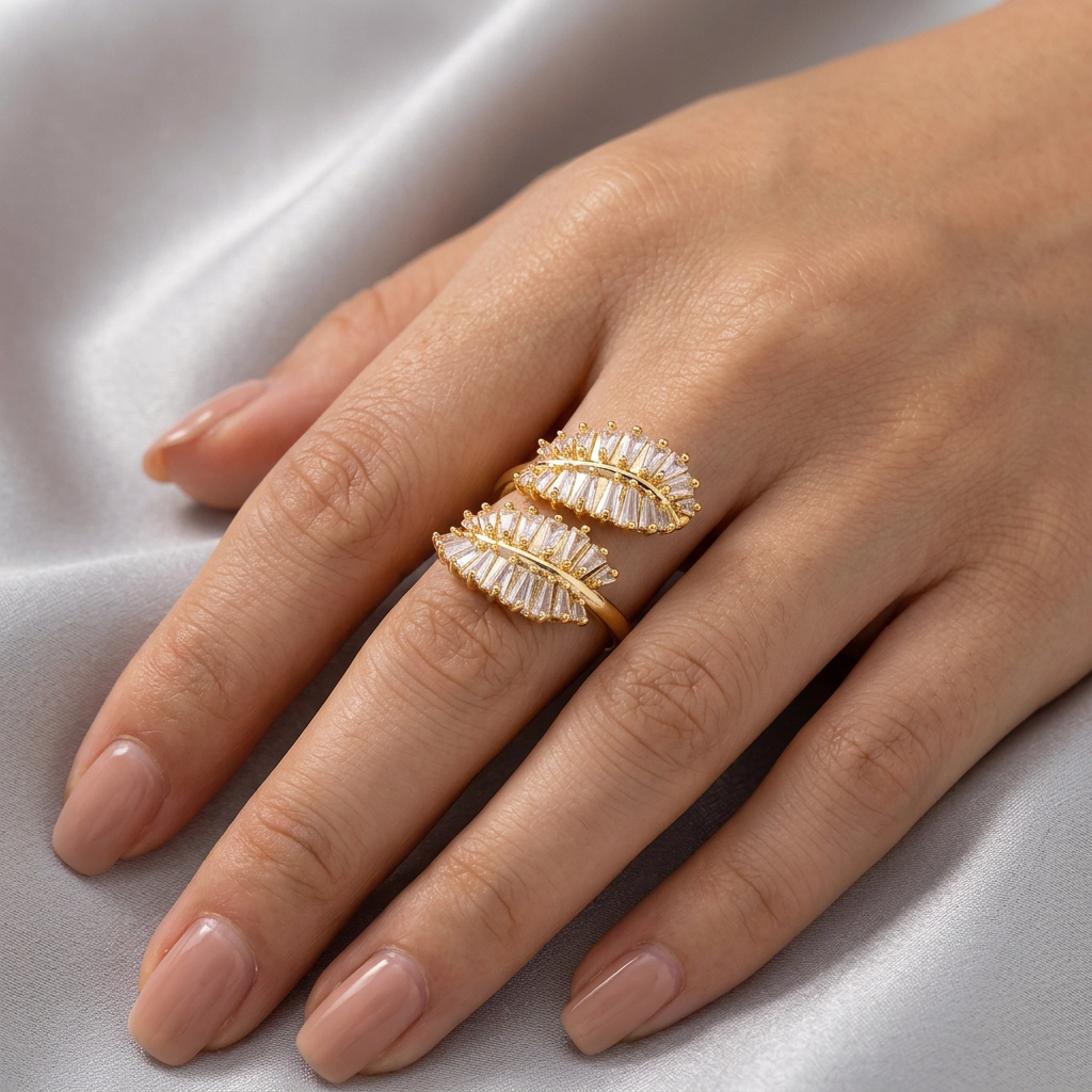 DressAtR Women’s Round Leaf 18K Gold Plated Ring