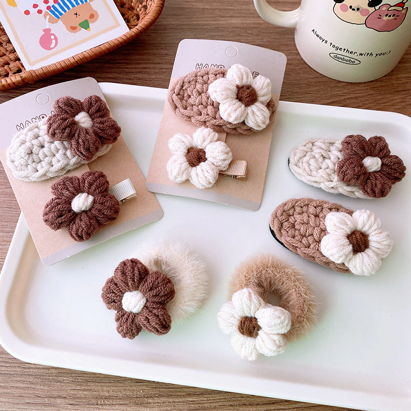 MyKids-USA Adorable Handcrafted Knitted Hair Accessories For Children And Teens: Beige Floral Clip Plush Hairband