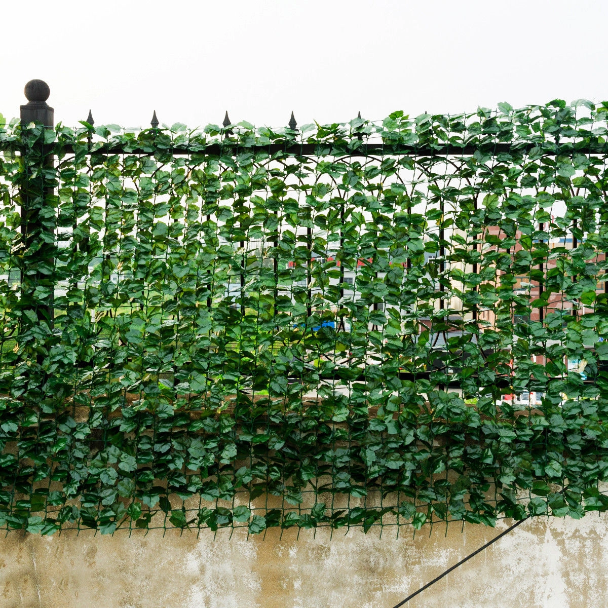 SUGIFT Faux Ivy Leaf Decorative Privacy Fence Garden Trellis 59 x 95 in PE Panel Each 2.4 x 2.2 in Leaf 1 Piece Green