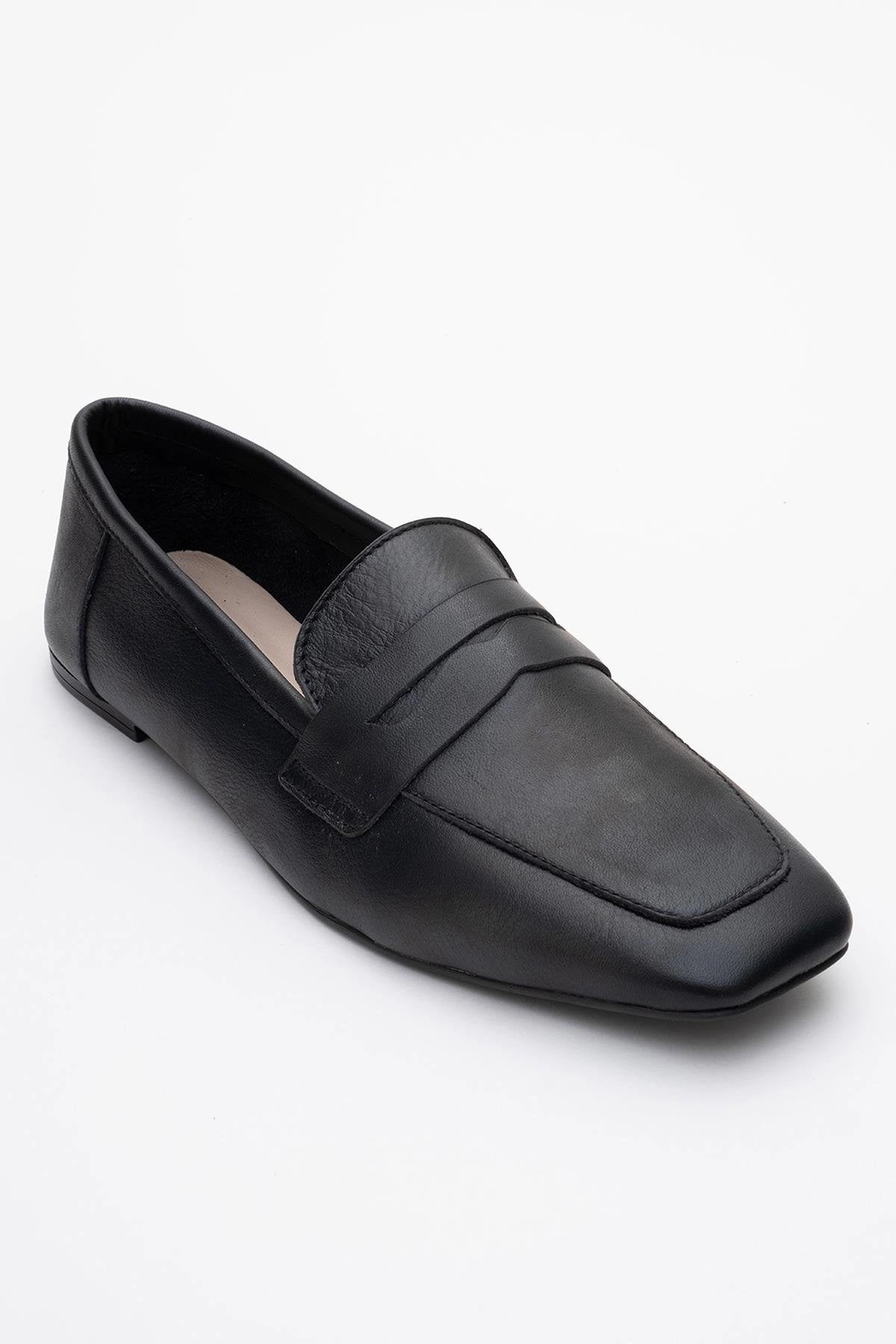 Forever & Always Womens Morne Leather Loafers