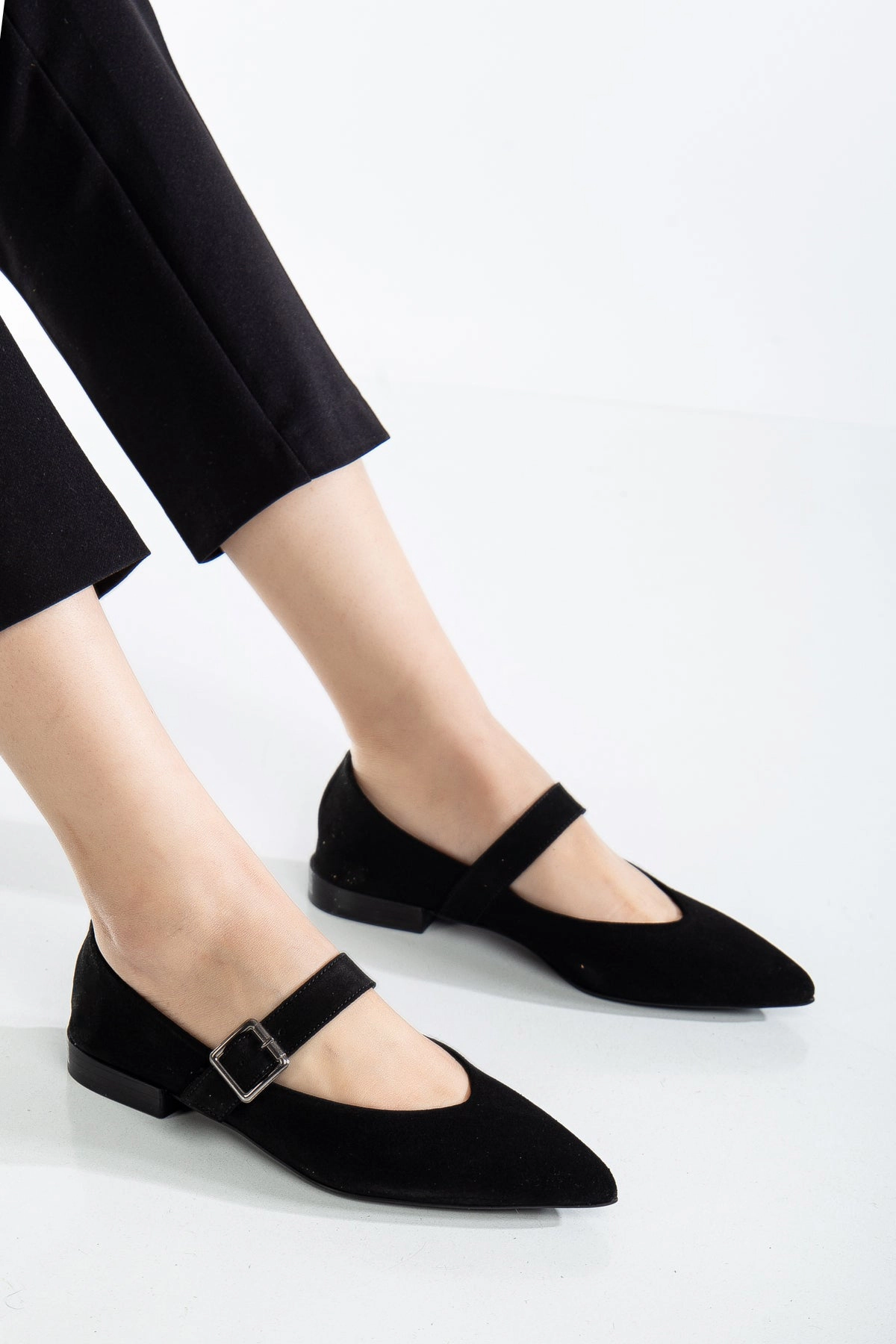 Forever & Always Womens Willow Leather Mary Jane Flats