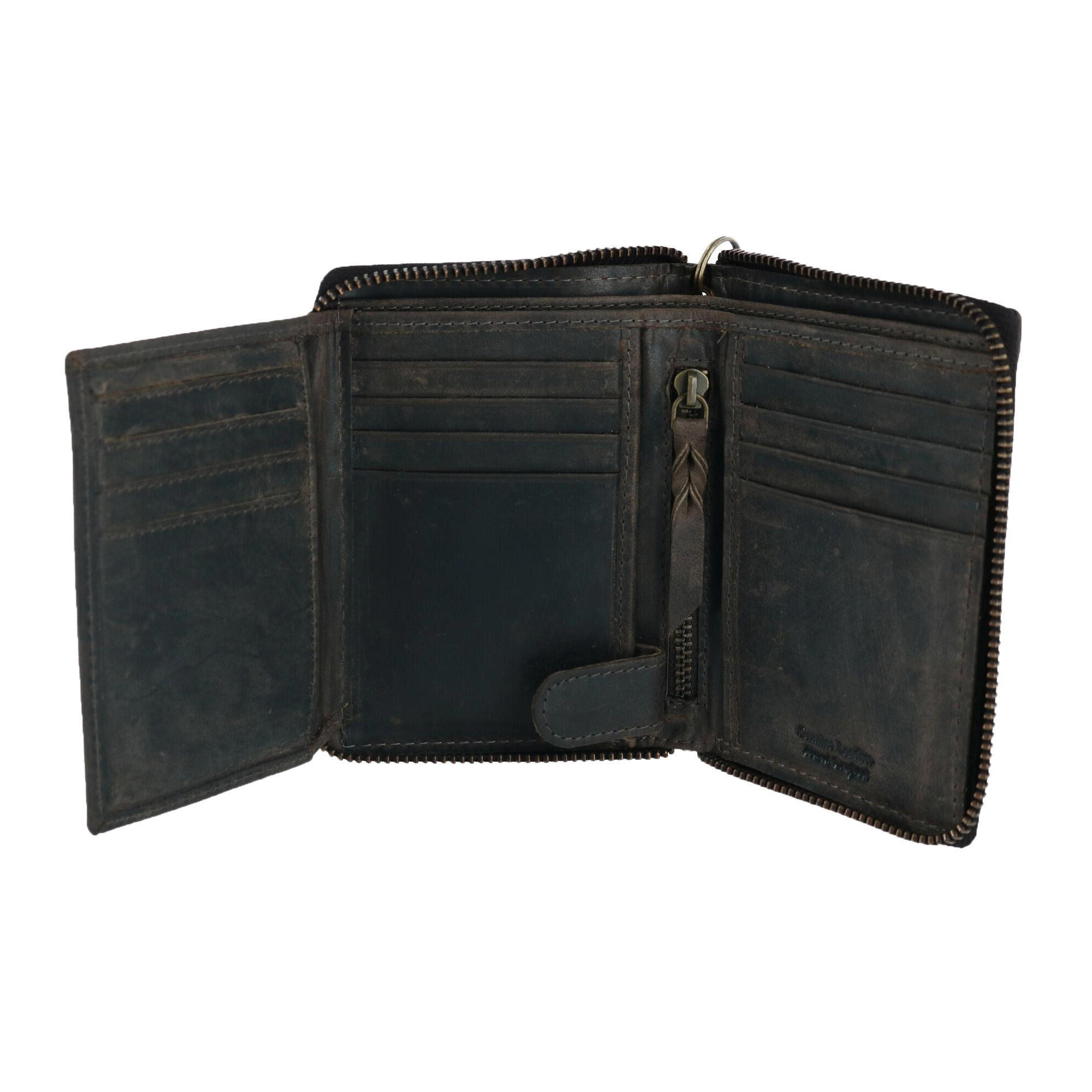 CTM Men's Hunter Leather Zip-Around Bifold Chain Wallet