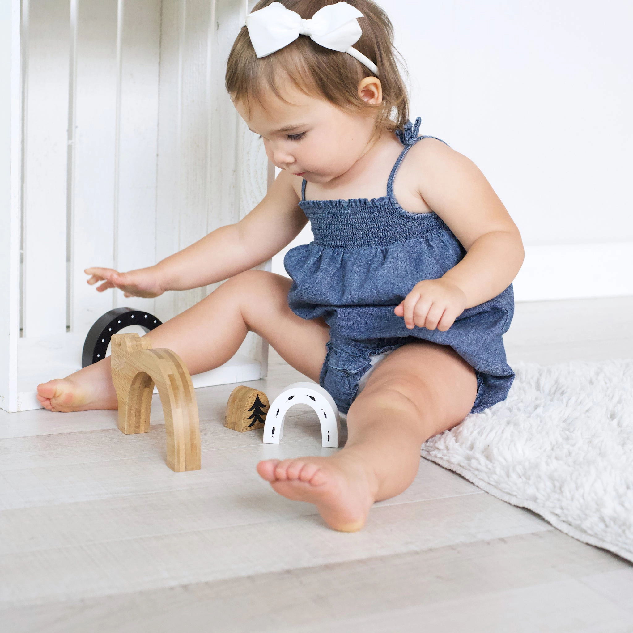Wee Gallery Woodland Builder Bundle - Bamboo Nesting Bear and Nesting Blocks