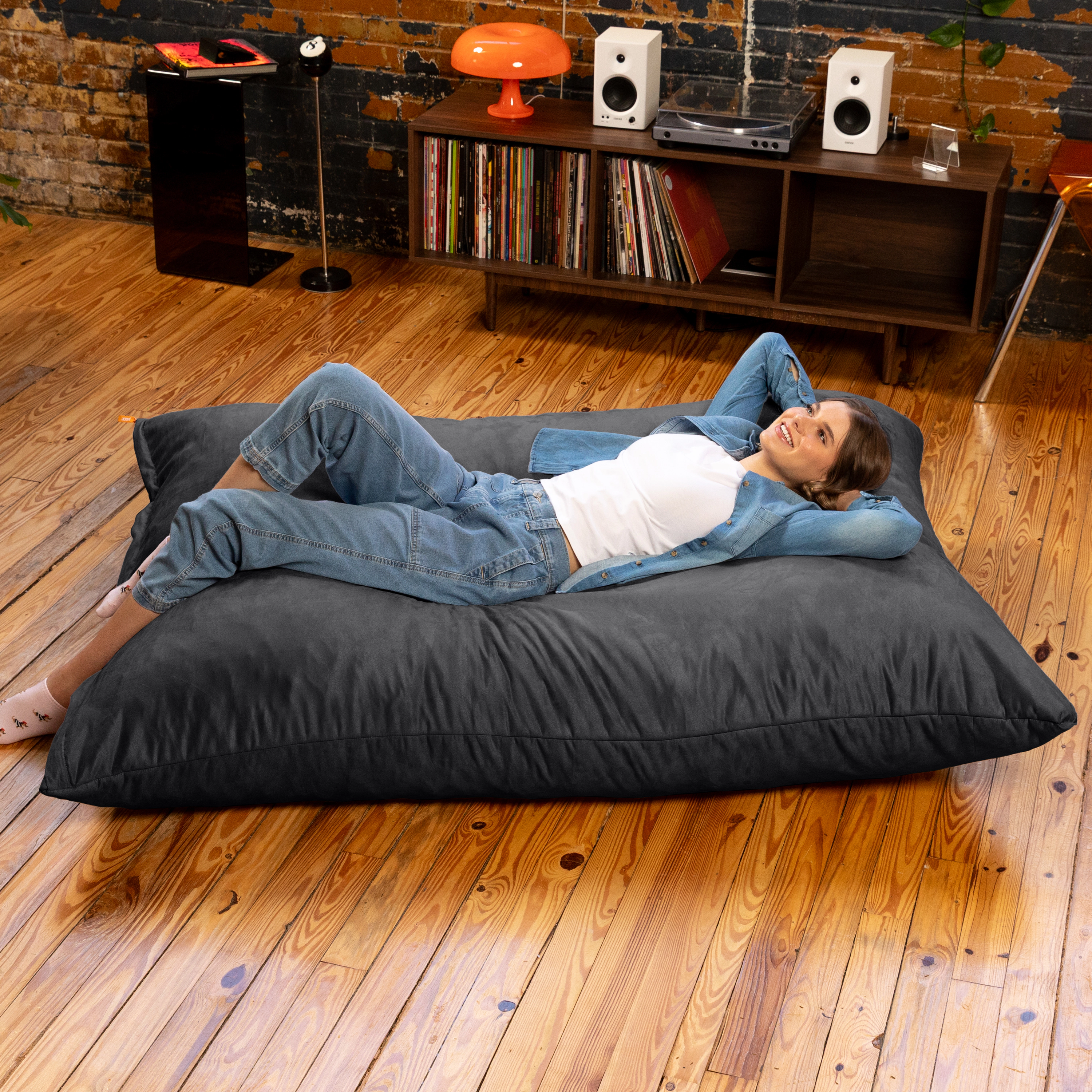 Jaxx Pillow Saxx 5.5-Foot - Huge Bean Bag Floor and Lounger