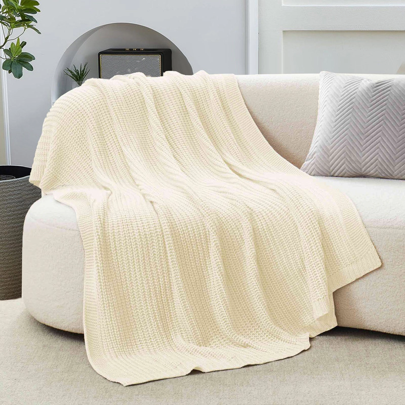 Unikome Ultra Soft Plush Lightweight Summer Blanket