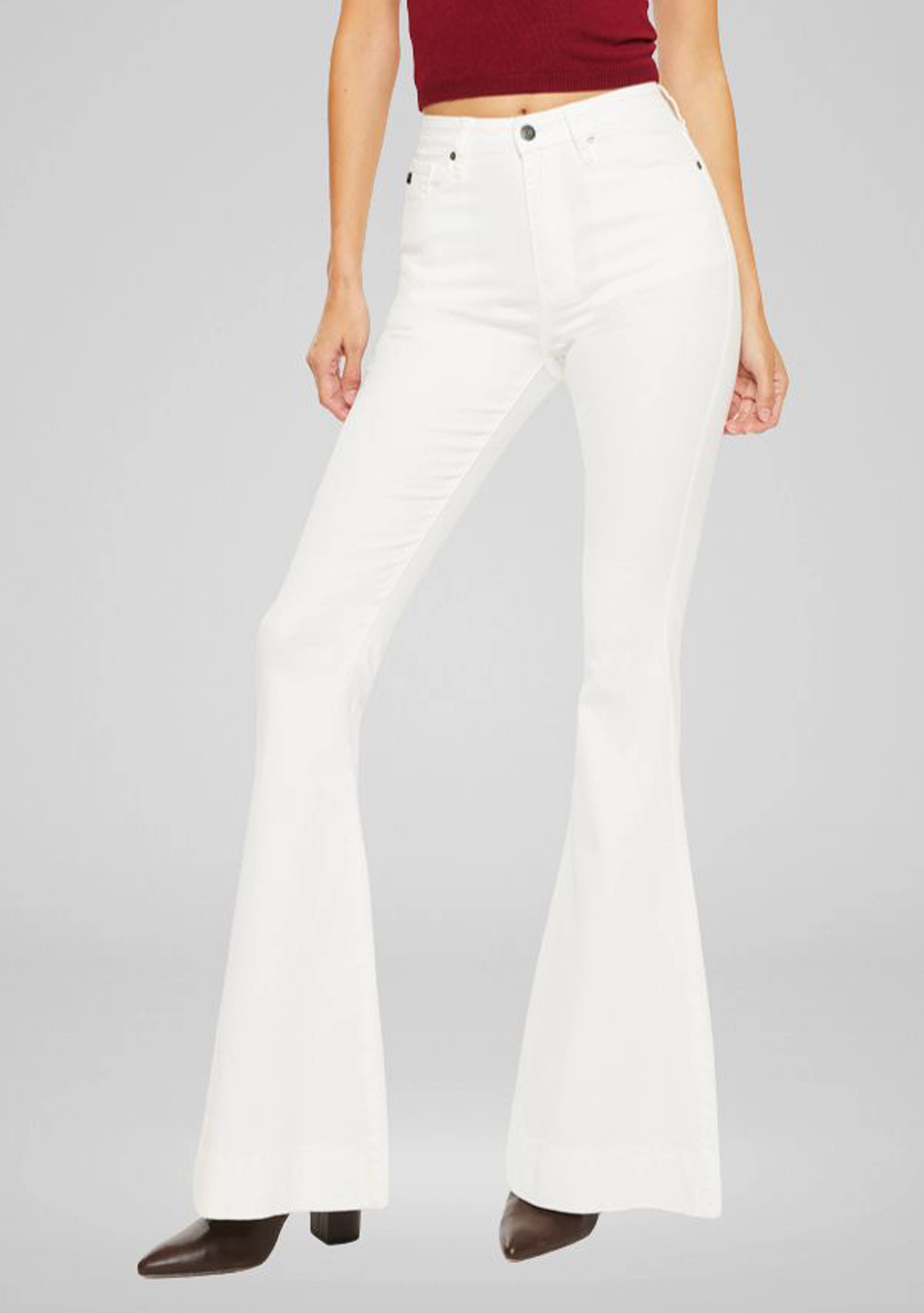 KanCan Women's Essentials High Rise Super Flare Jeans Braelynn