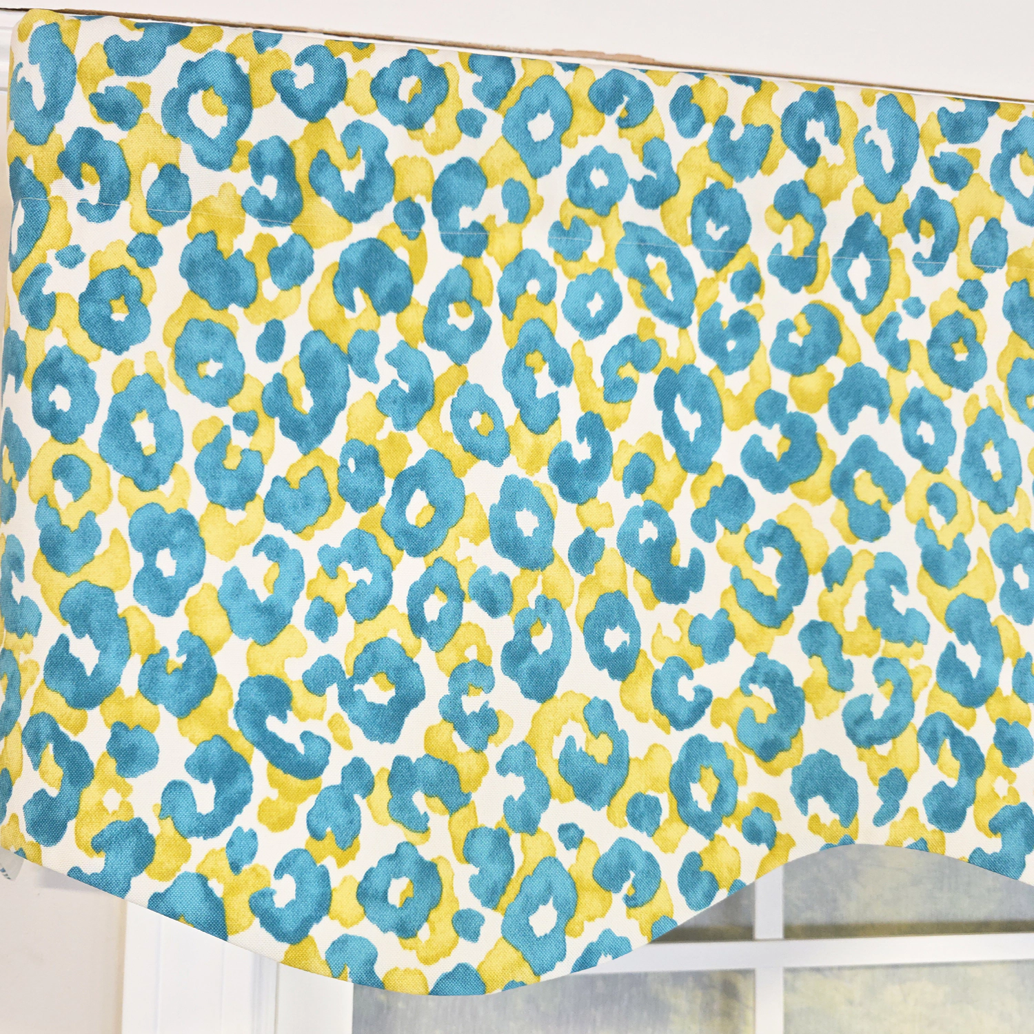 RLF Home 100% Cotton Marrakesh Provance  Fully lined Windows Rod Pocket Valance 50" x 15"  Green