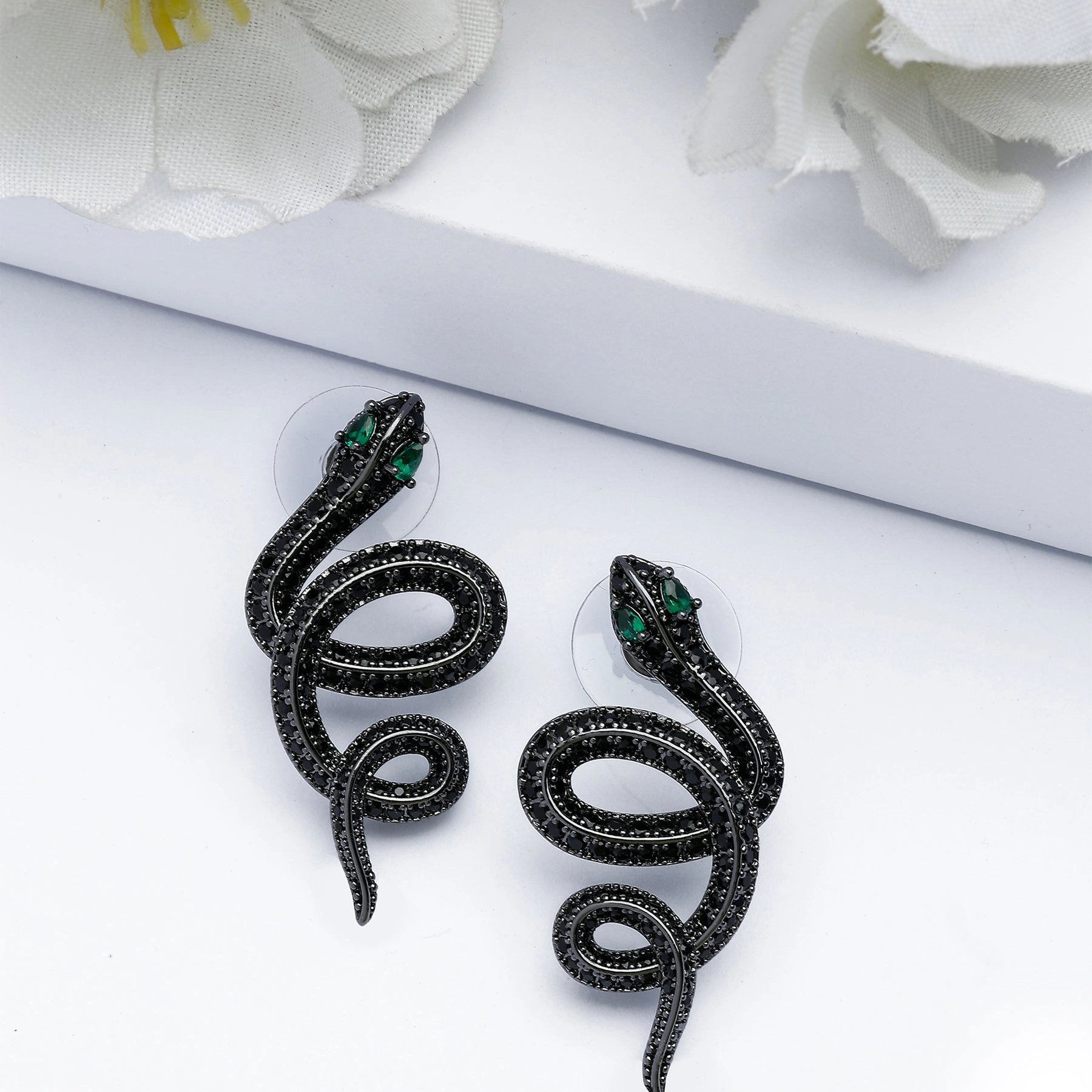 AGP PARIS Womens Black Serpent Stud Earrings