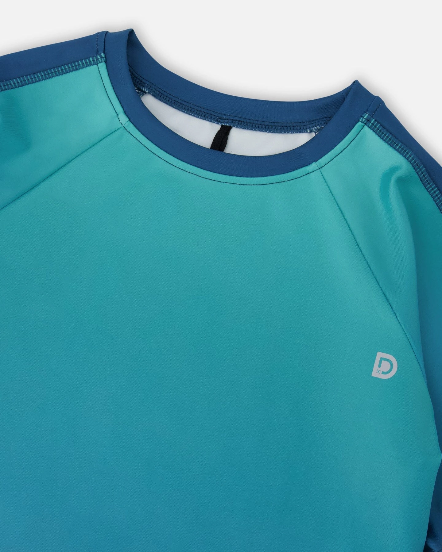 Deux par Boys Short Sleeve Athletic Top Recycled Polyester Gradient