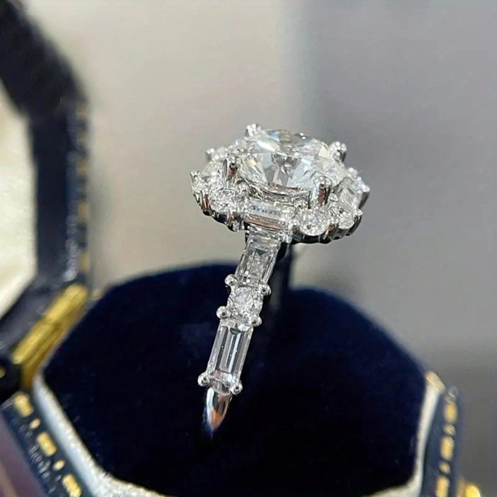 Brilliant Cubic Zirconia Wedding Band Ring for Women