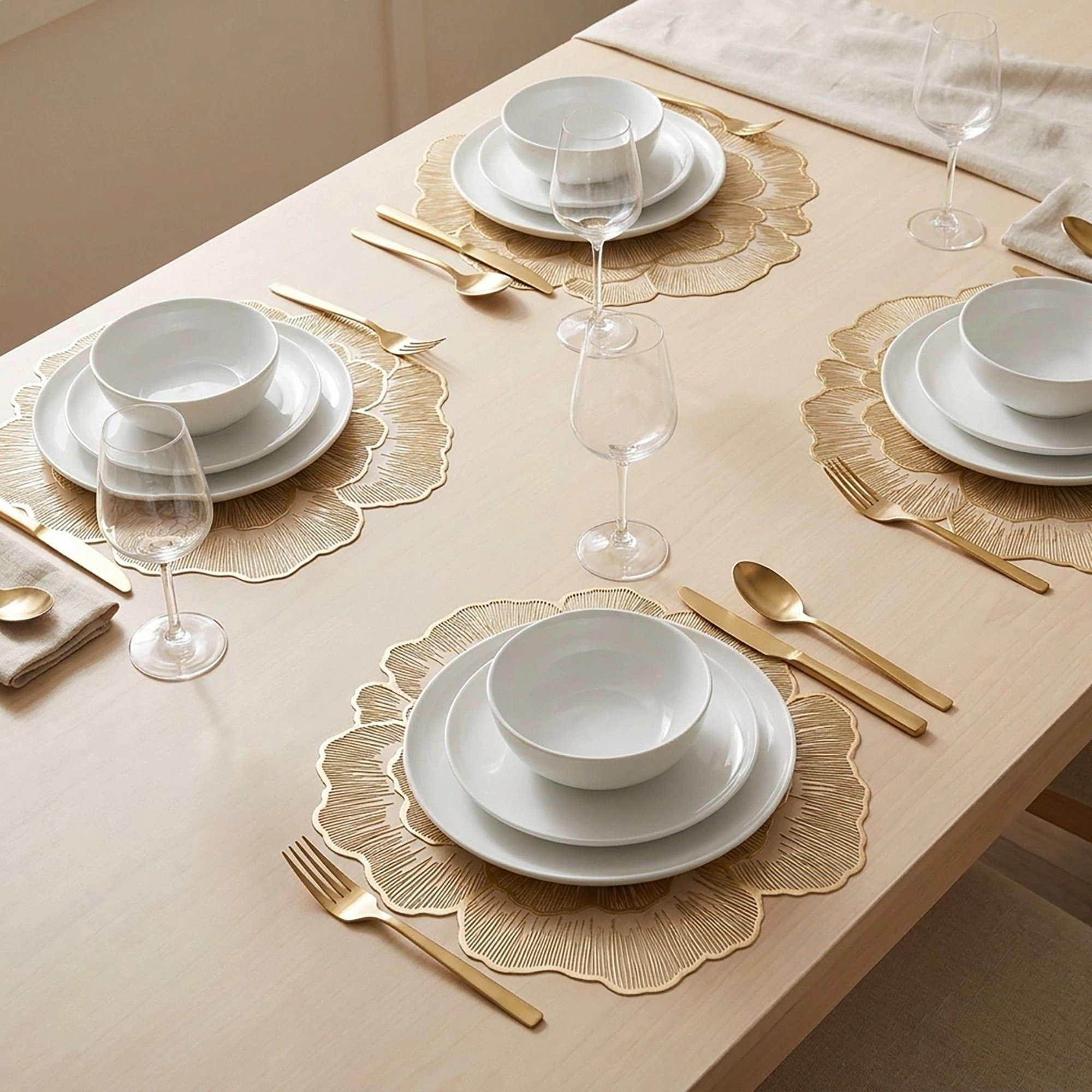 Alilang Unisex 4 Pack Floral Round PVC Placemats Gold Trim Washable Heat Resistant Table Mats
