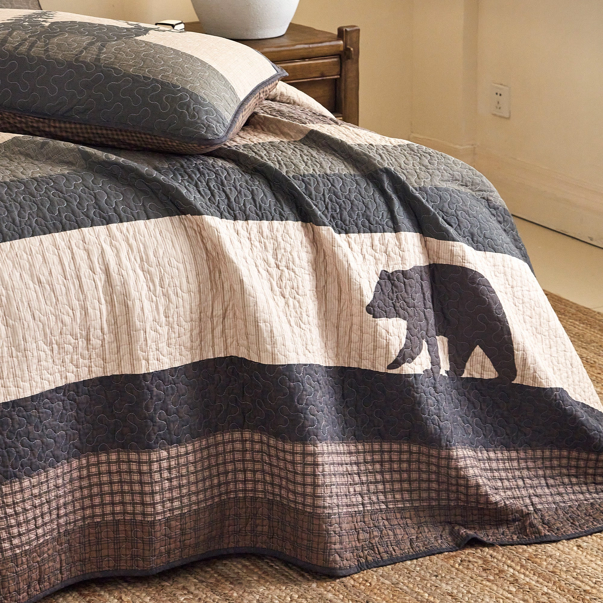MarCielo 3 Pieces 100% Cotton Rustic Lodge Bear & Deer Forest Quilt Bedspread Set