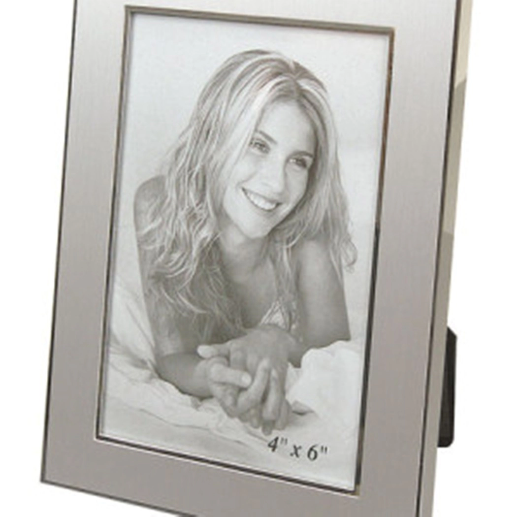 Jiallo Modern Brushed Nickel-Plated Metal Photo Frame, 5.25x7.25 in