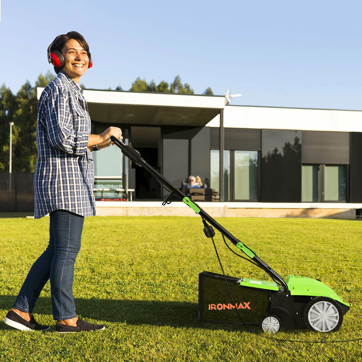 LJG 13 Inch 12 Amp Electric Scarifier with Collection Bag and Removable Blades