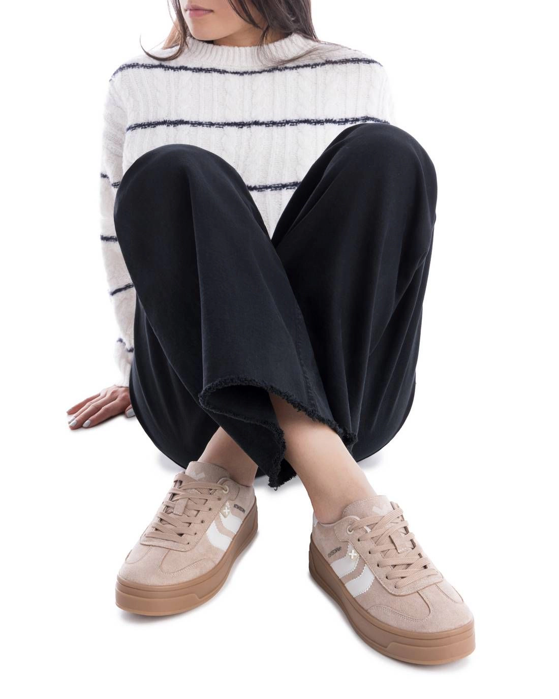 XTI Women's Sneakers Round Toe, Flat Sole
