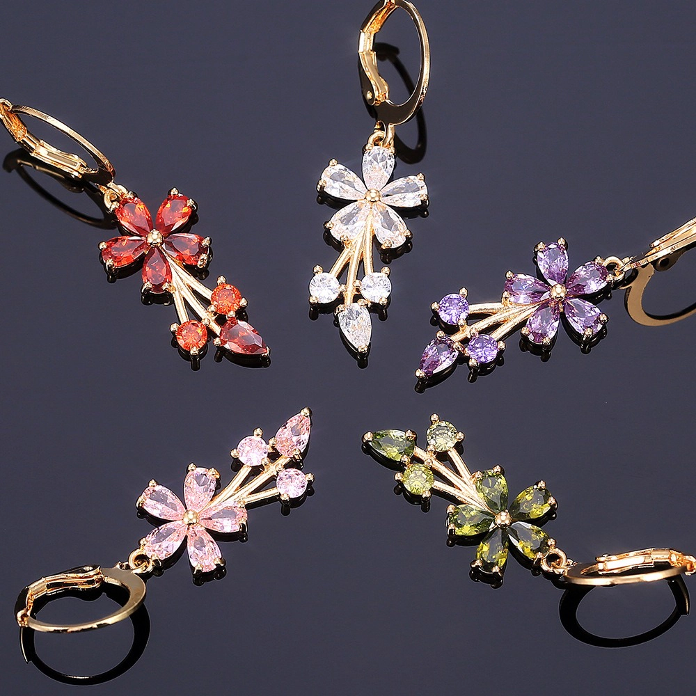 Women’s Aesthetic Floral Dangle Drop Earrings