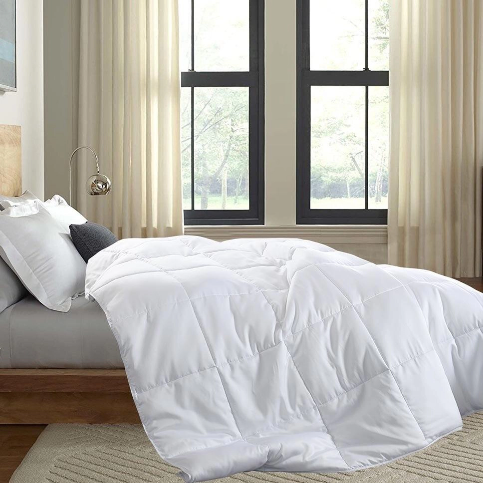 Egyptian Linens 300 Thread Count Cotton Sateen Bamboo Filled Blanket