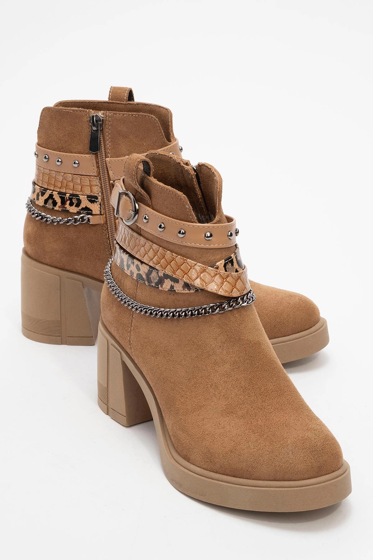 Prologue Shoes Womens Boliva Buckled Chain Block Heel Boot