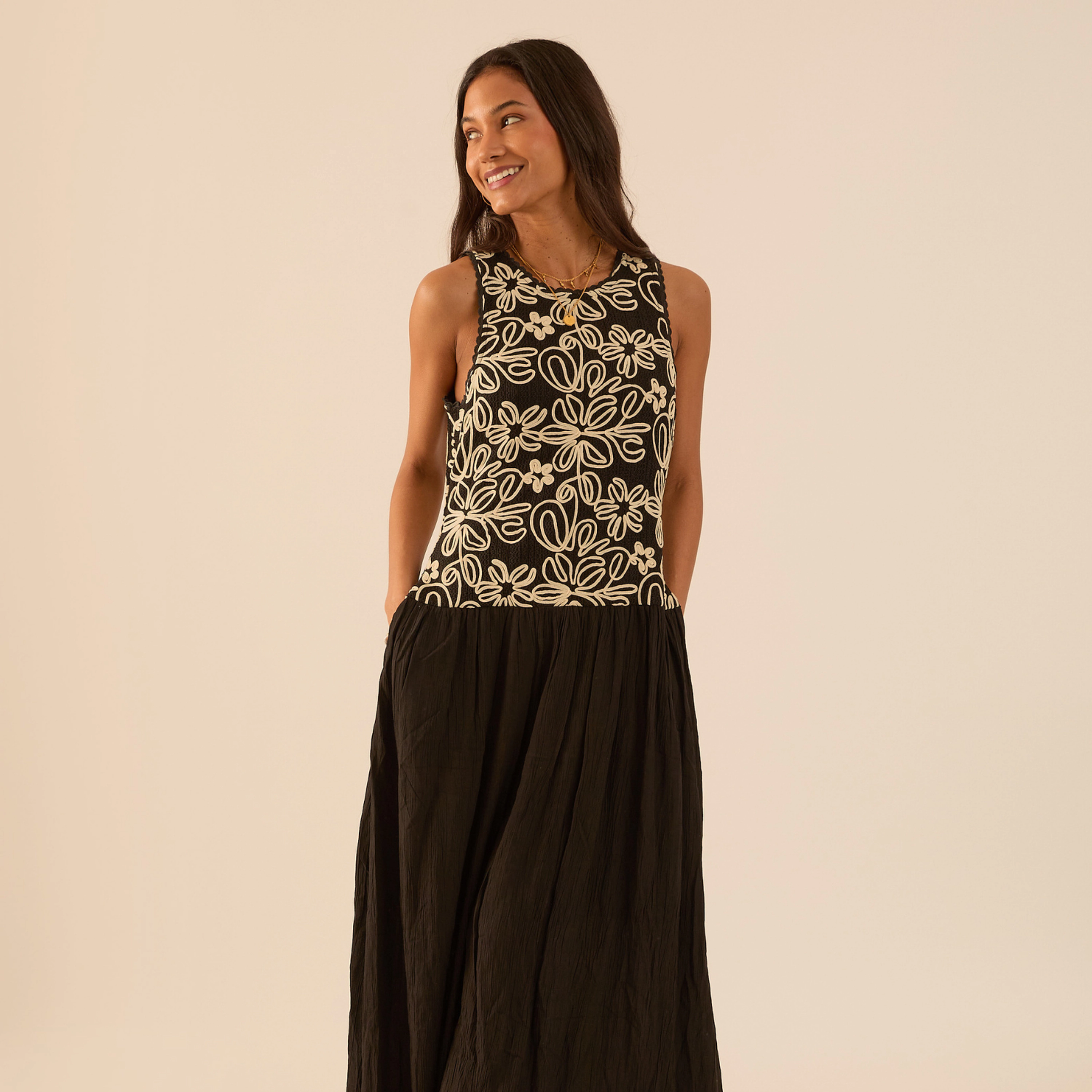 Rose & Nancy Women's Rhea Black Lace Mix Sleeveless Dress