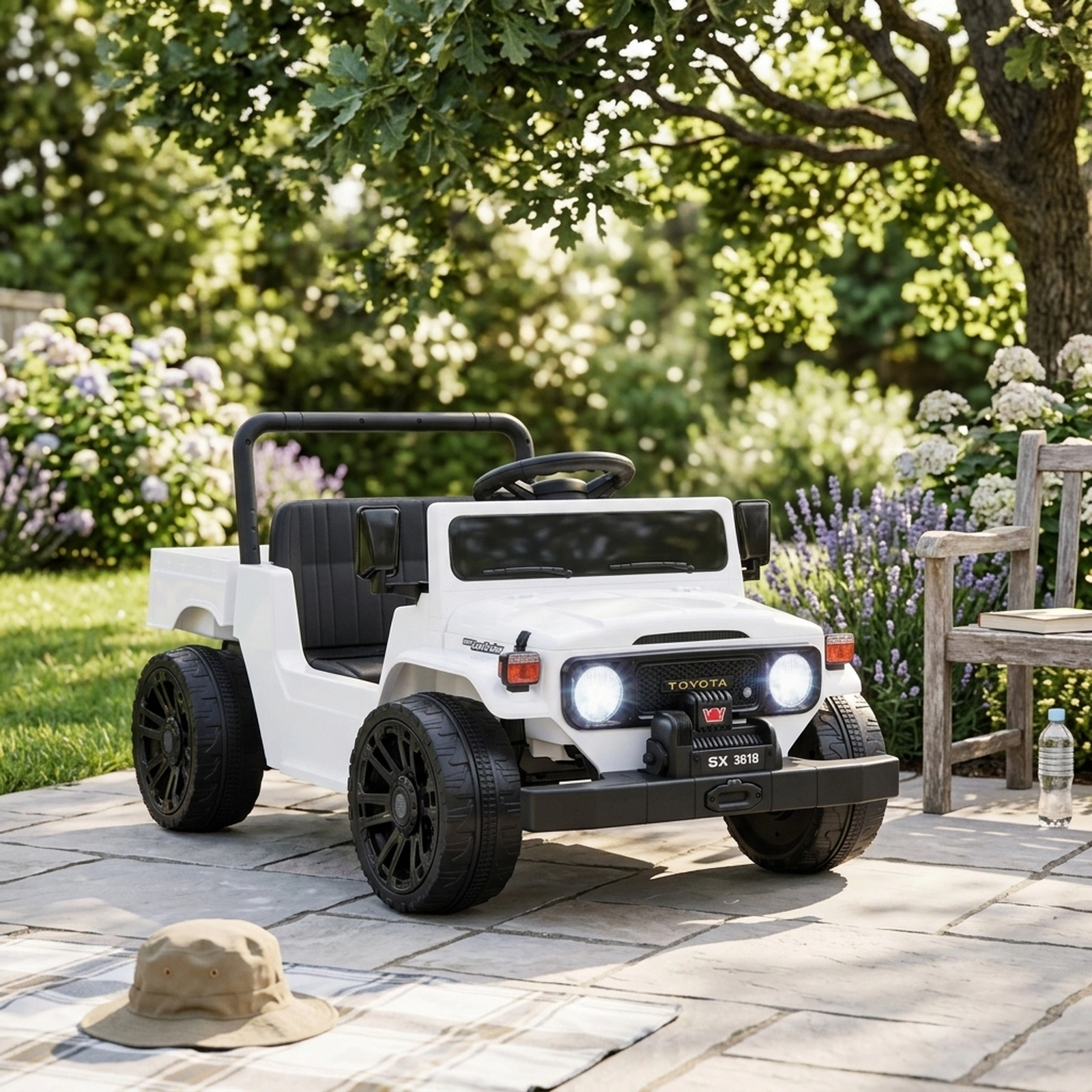 12V Kids Ride On Truck Electric Dump Bed Parent Remote 2-Speed Battery Powered Electric Car LED Lights Ages 3-6 White