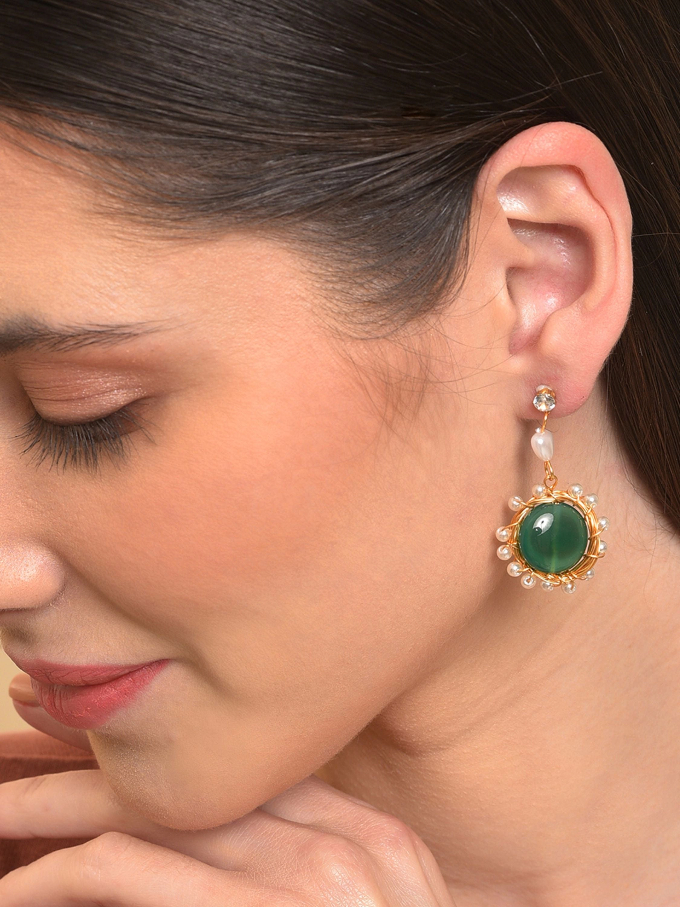SOHI Women's Green Gold-Toned Pearl Beaded Drop Earring