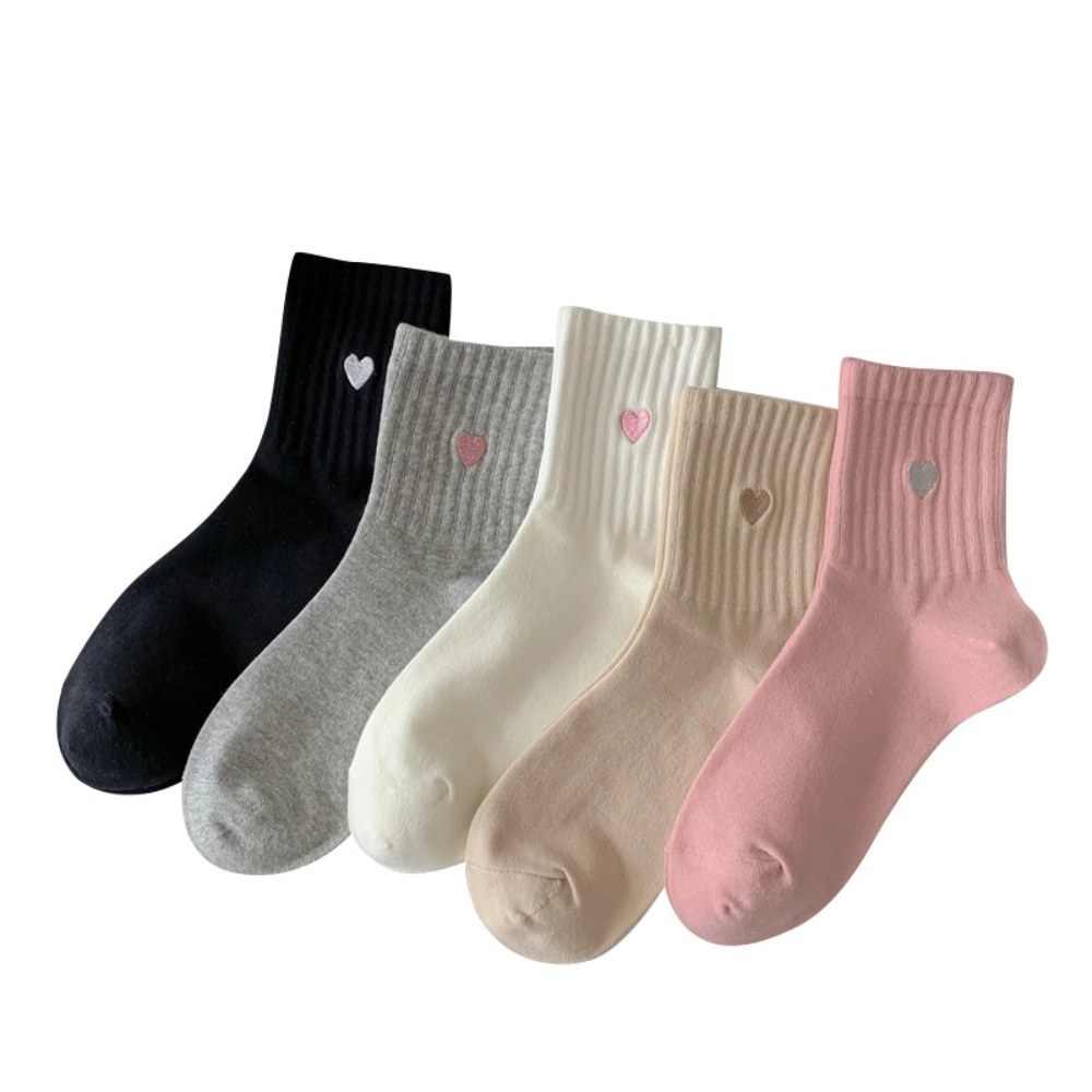 Wardrobe Whimsy 5 Pairs Women Heart Accent Casual Crew Ankle Sports Socks