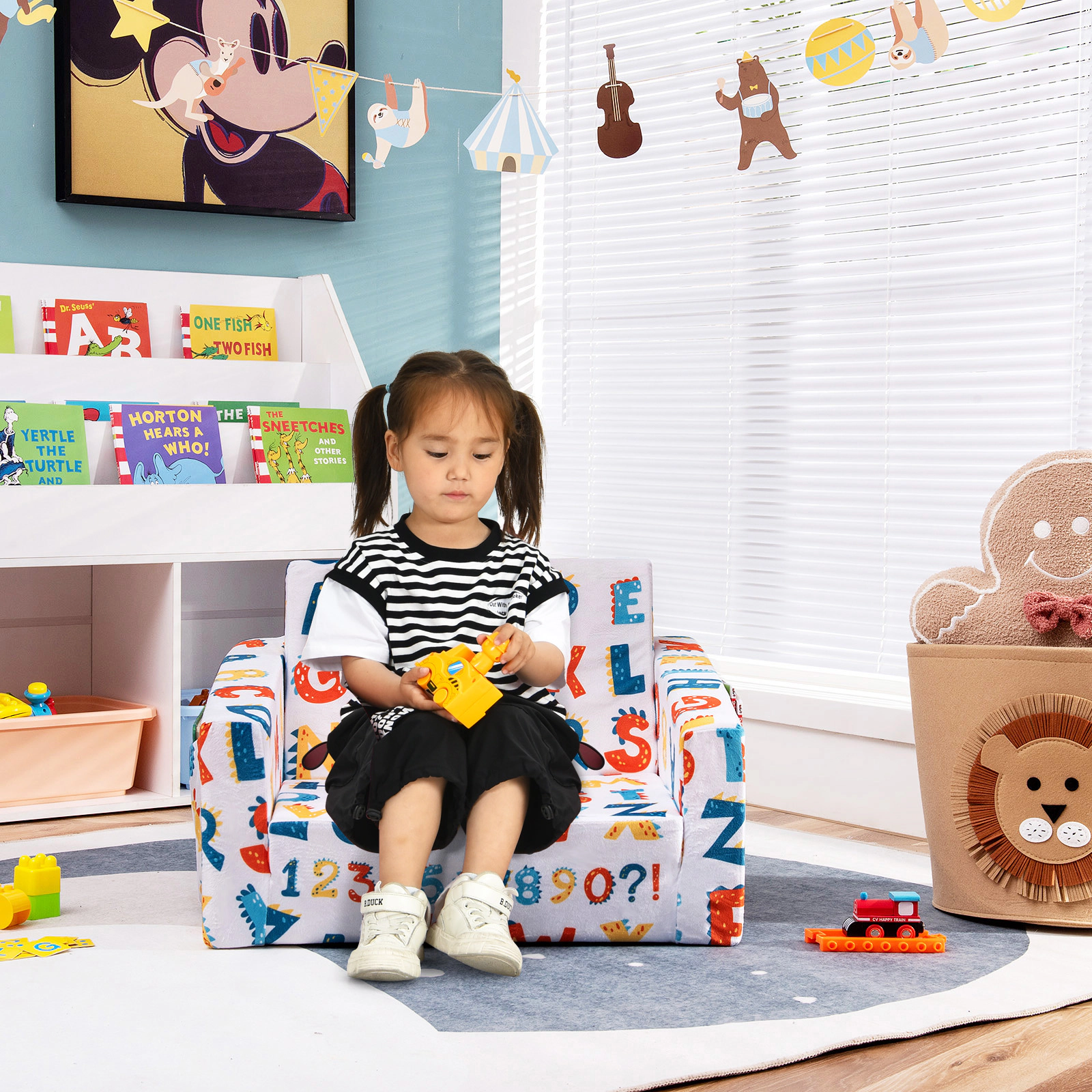 SUGIFT 2-in-1 Convertible Kids Sofa Sleeper 66-lb Capacity Ages 0-4 Multicolor