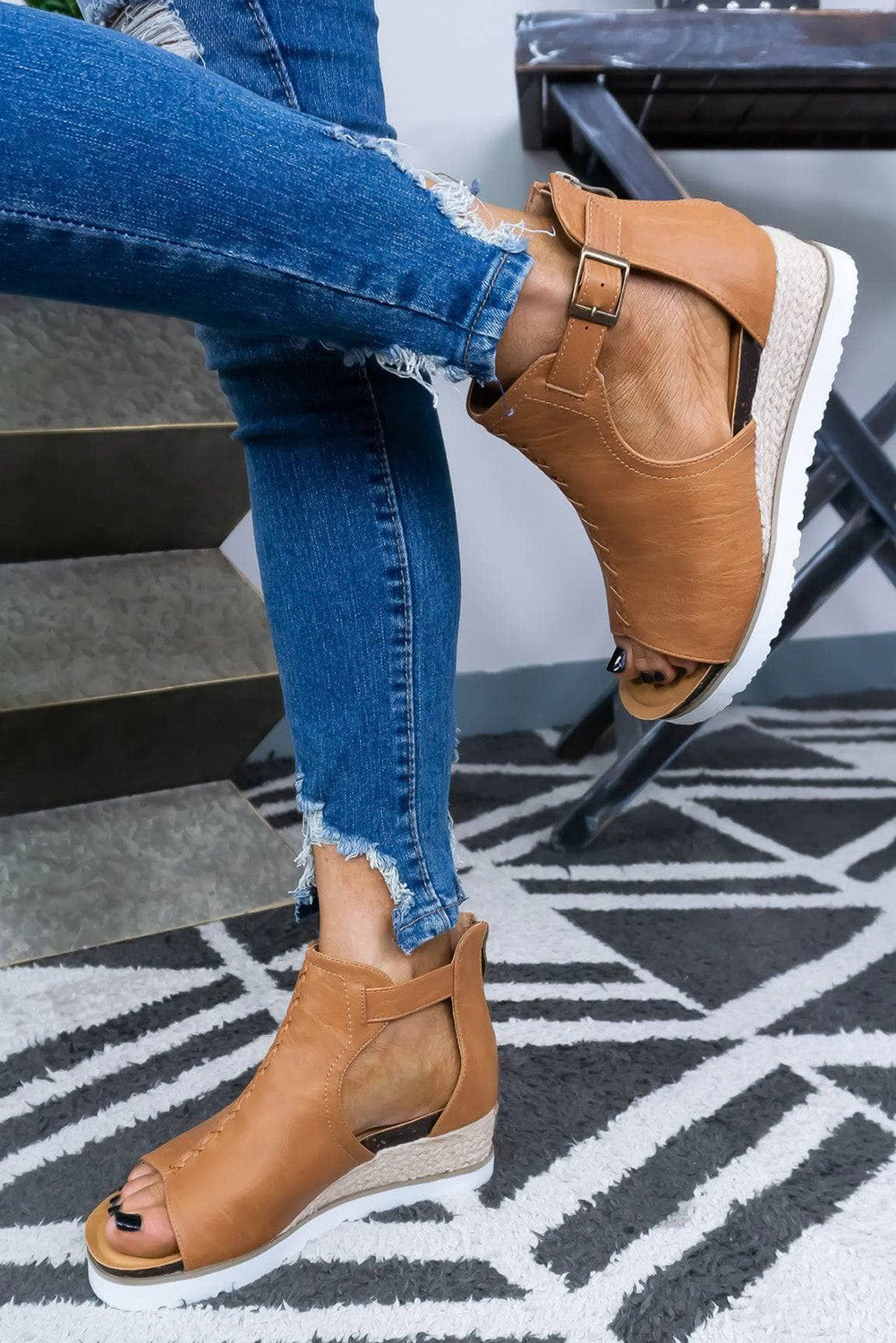 Threaded Pear Women's Ashley Buckle Strap Platform Sandals