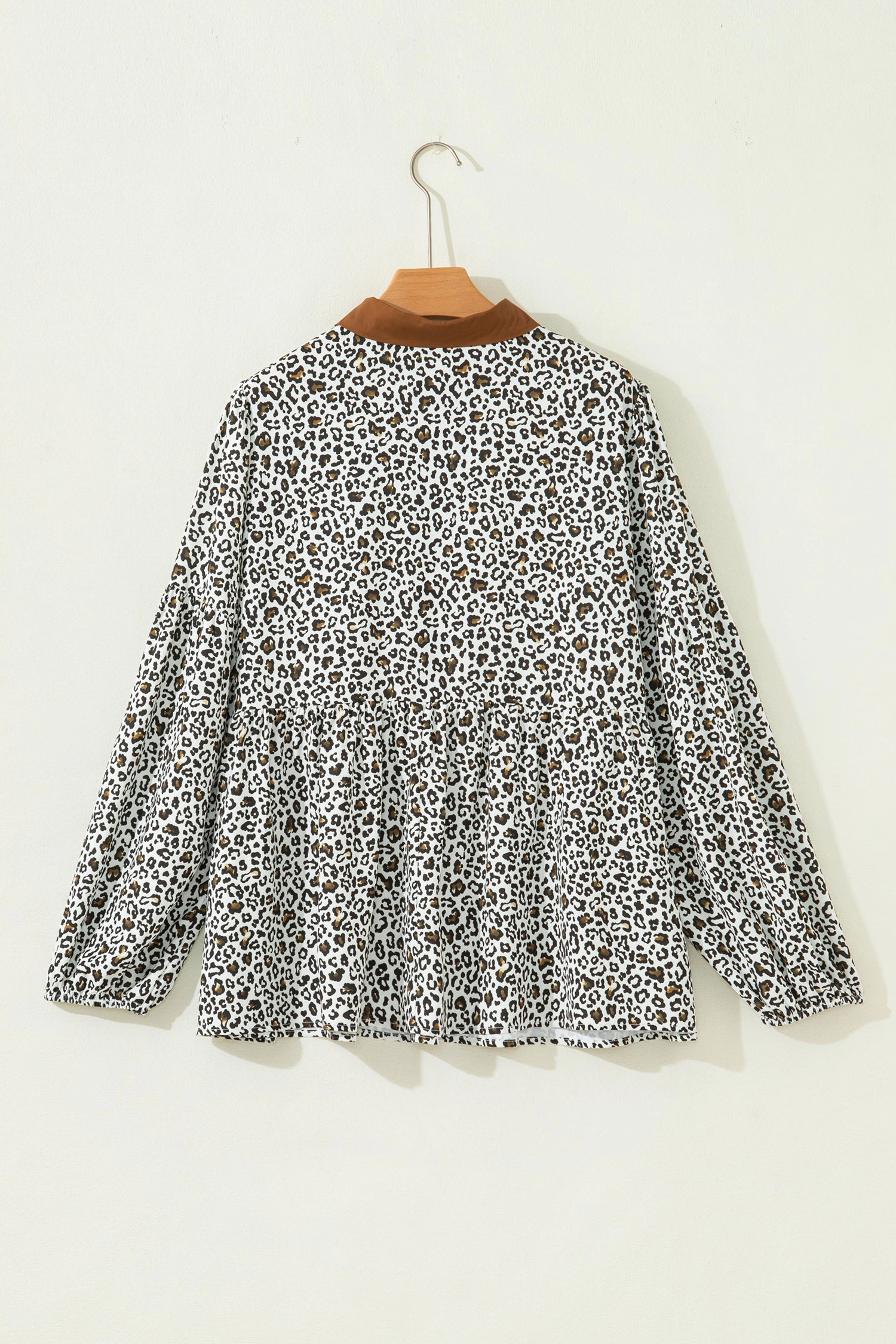 Threaded Pear Women's Elsa Puff Sleeve Print PLUS Blouse