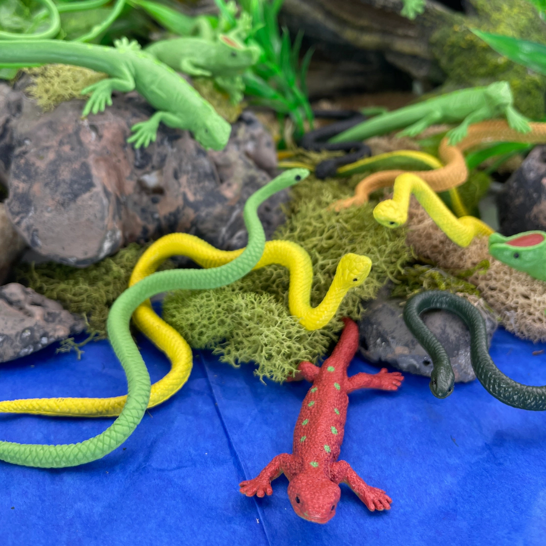 Safari Ltd. - Reptiles TOOB - contains 15 Mini Figurines