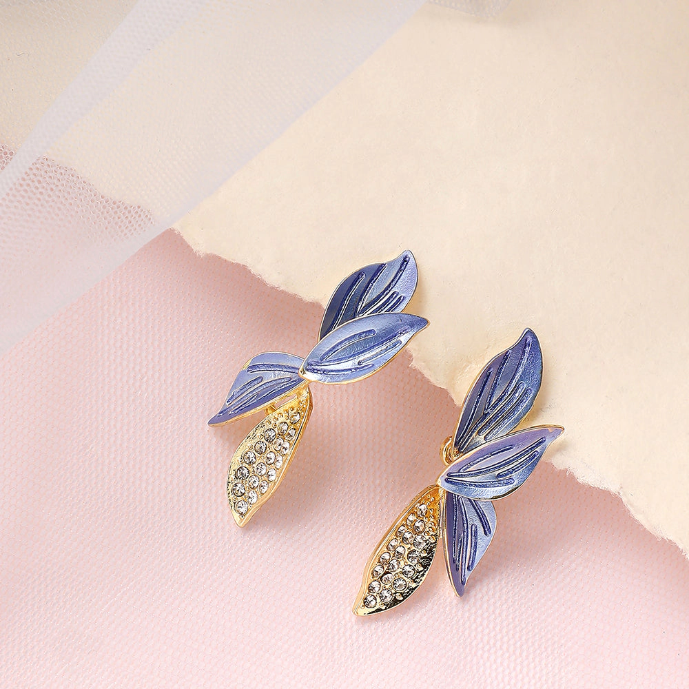 SOHI Women's Petal Drop Earrings