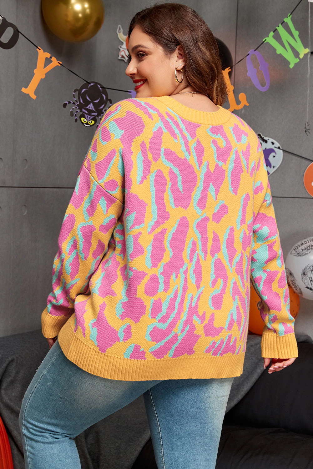Sol Living Womens Plus Leopard Ribbed Trim Sweater