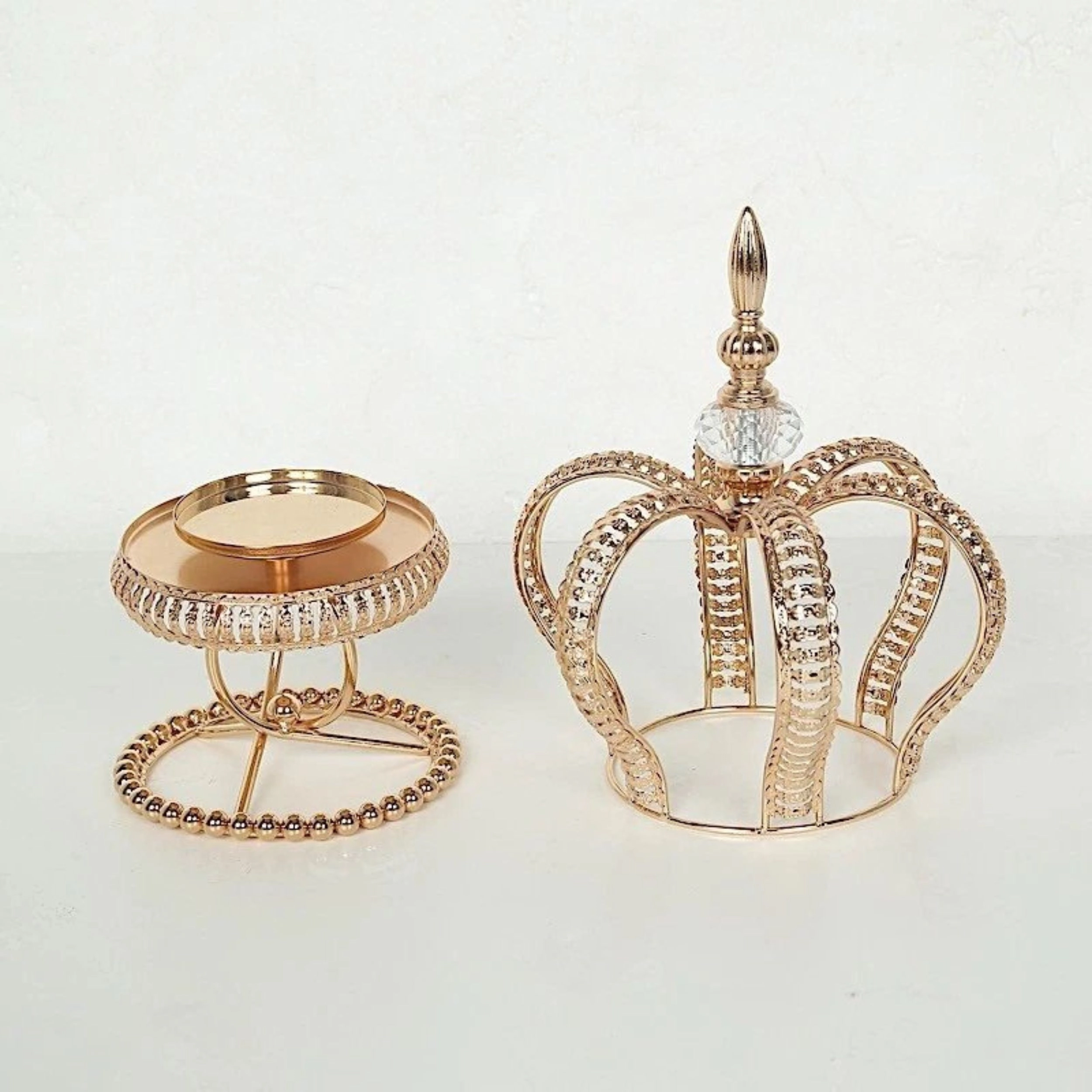 Home Collection Gold Metal Crown Spiral Pillar Candle Holder Stand