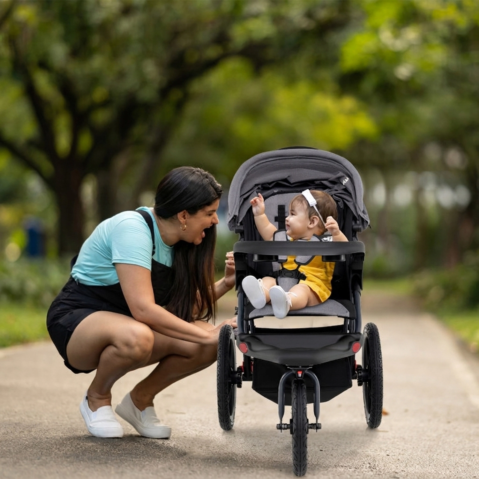 SUGIFT Baby Gray Foldable Jogging Stroller with Detachable Tray and Air-Filled Tires 45-in W 33-lb Seat Capacity