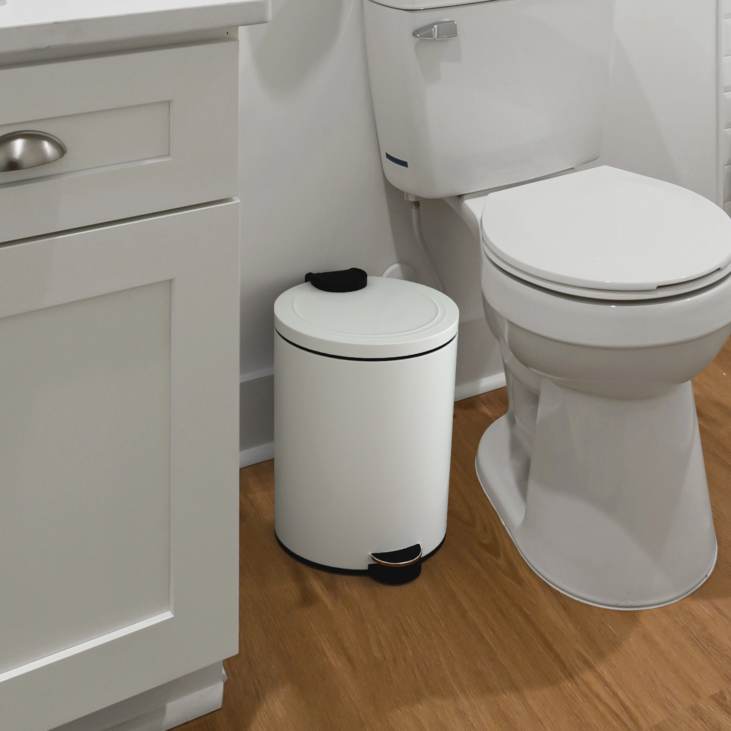 Innovaze 3.2 Gal./12-Liter and 0.8 Gal./3 Liter Stylish Round White Metal Step-on Trash Can Set