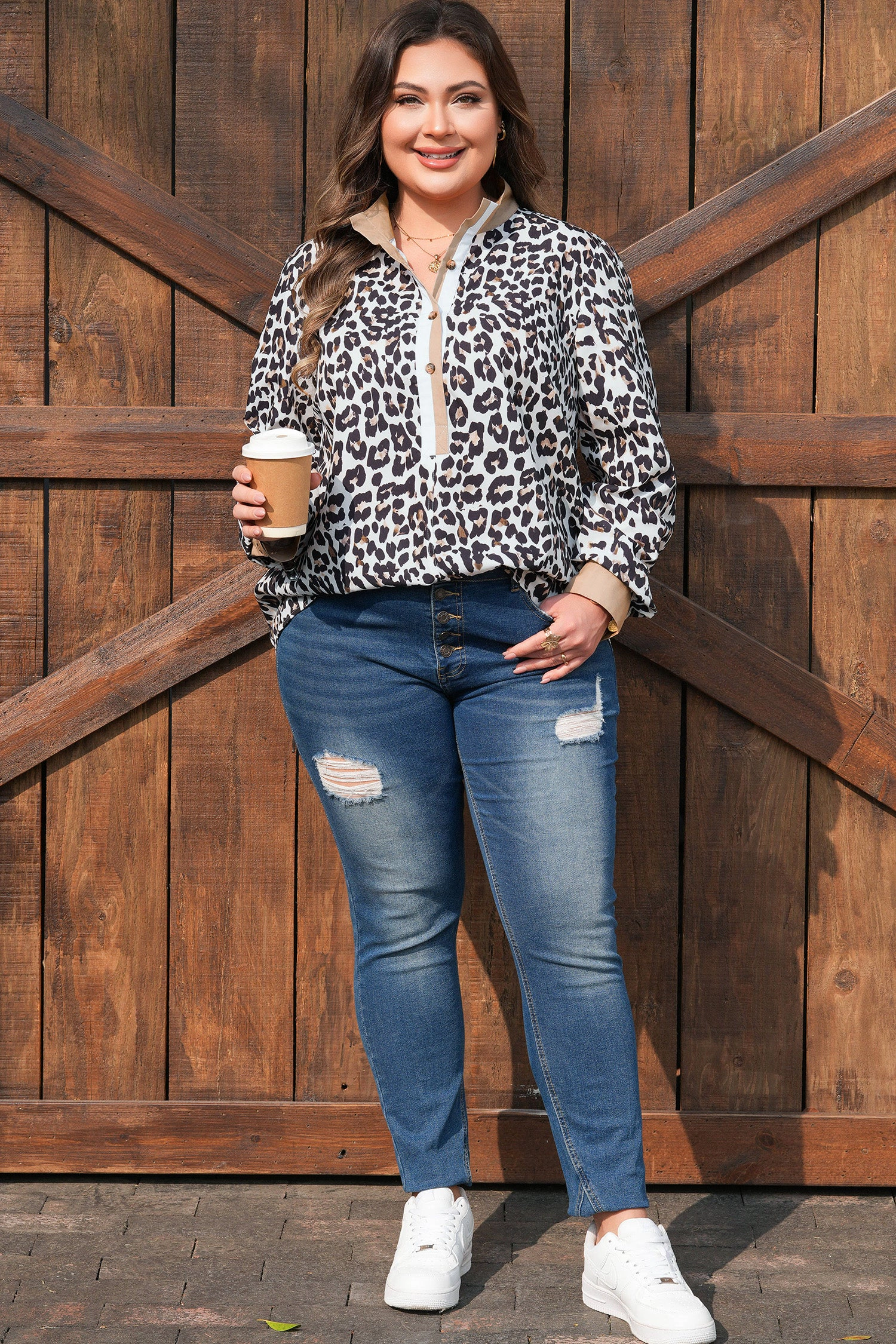 Threaded Pear Women's Kayleigh Print Contrast Trim Long Sleeve PLUS Top