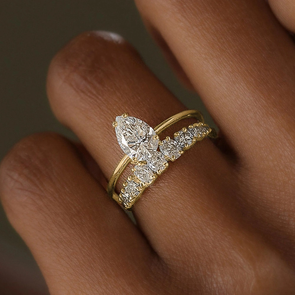 2pcs Elegant Double Layered Zirconia Ring