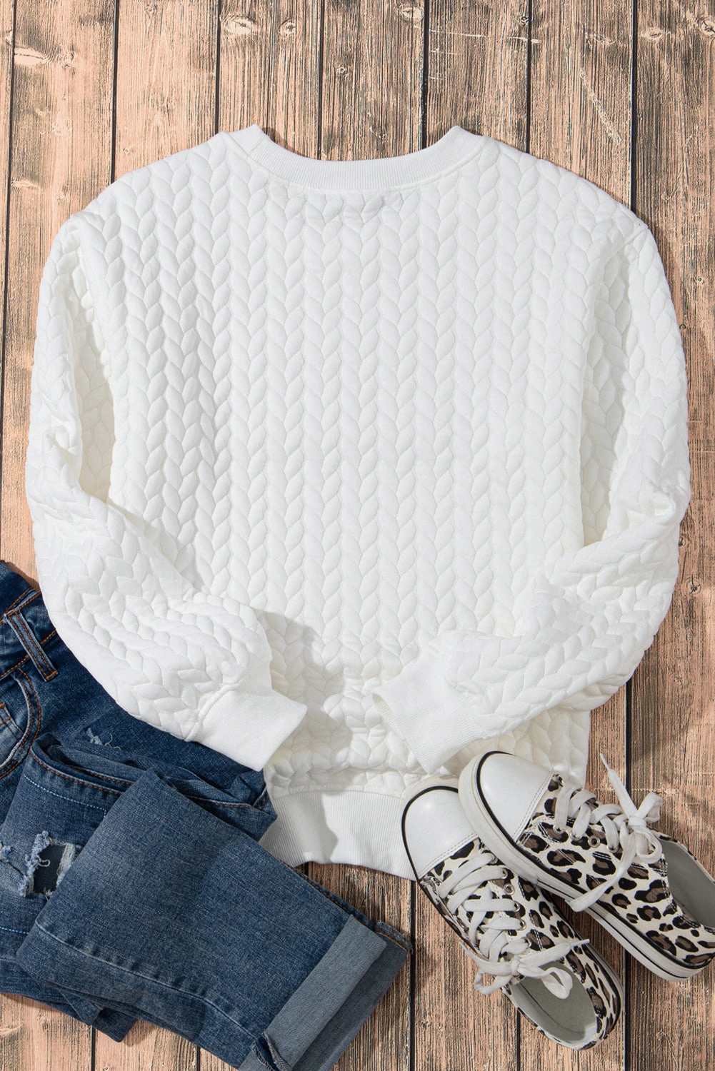 Threaded Pear Women's Logan XOXO Glitter Chenille Cable Knit Pullover Sweatshirt