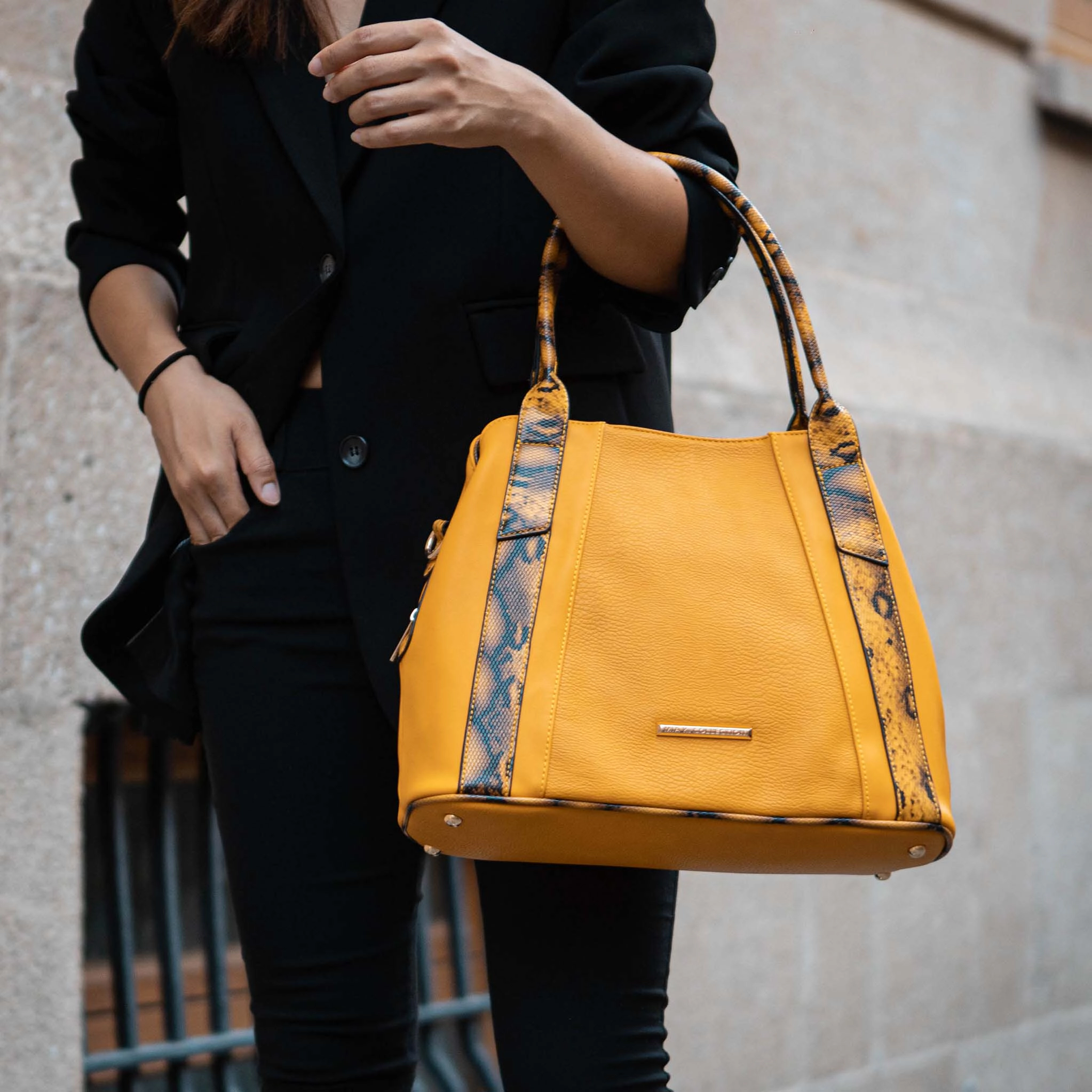 Mia K Collection Kenna Vegan Leather Tote - Faux-Snake Trim, Removable Strap