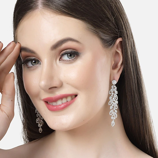 AGP PARIS Womens Diva Long Silver Leaf Drop Earrings, Color
