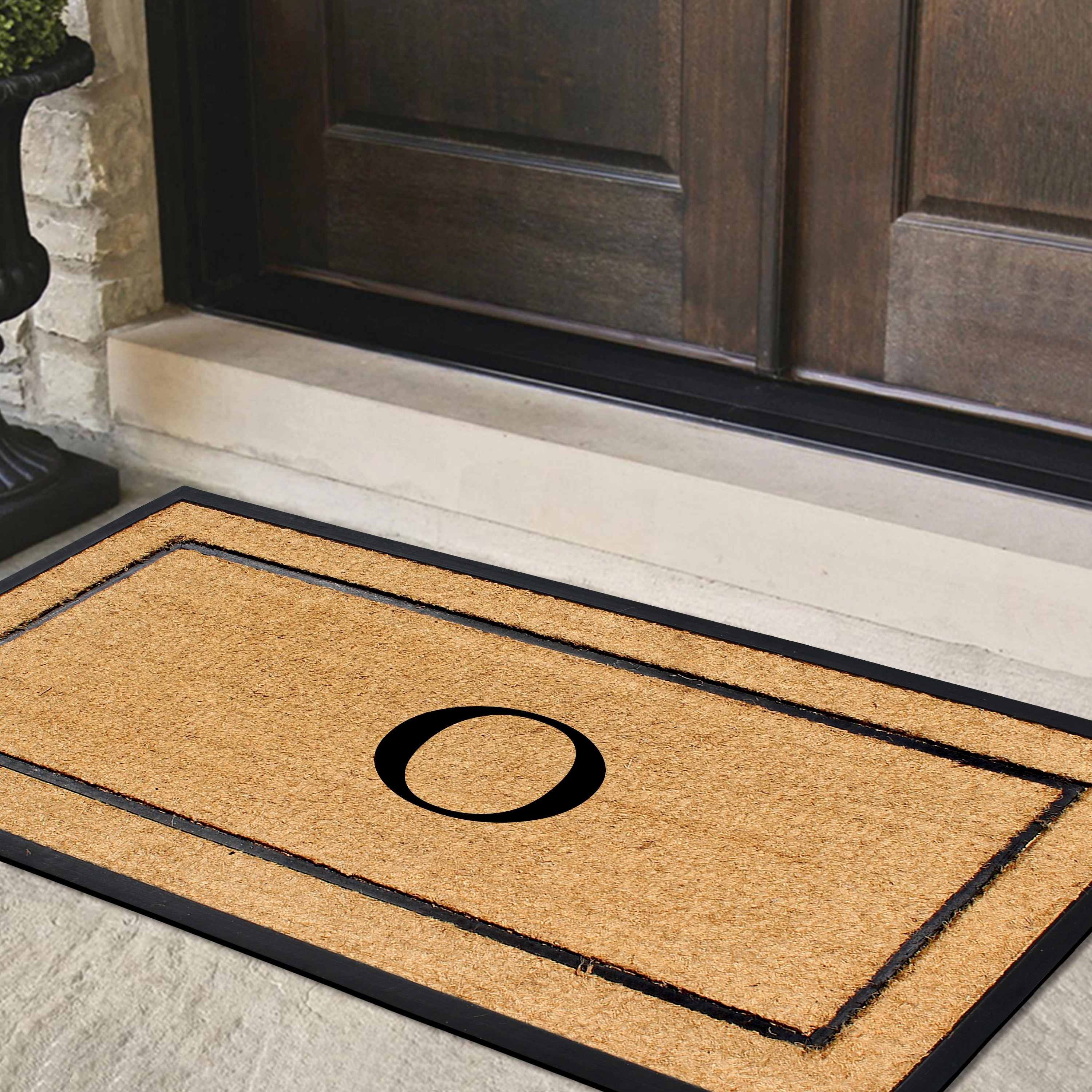 A1 Home Collections 30 in x 60 in Monogrammed Natural Coir & Rubber Heavy-Duty Front Door Mat Letter C