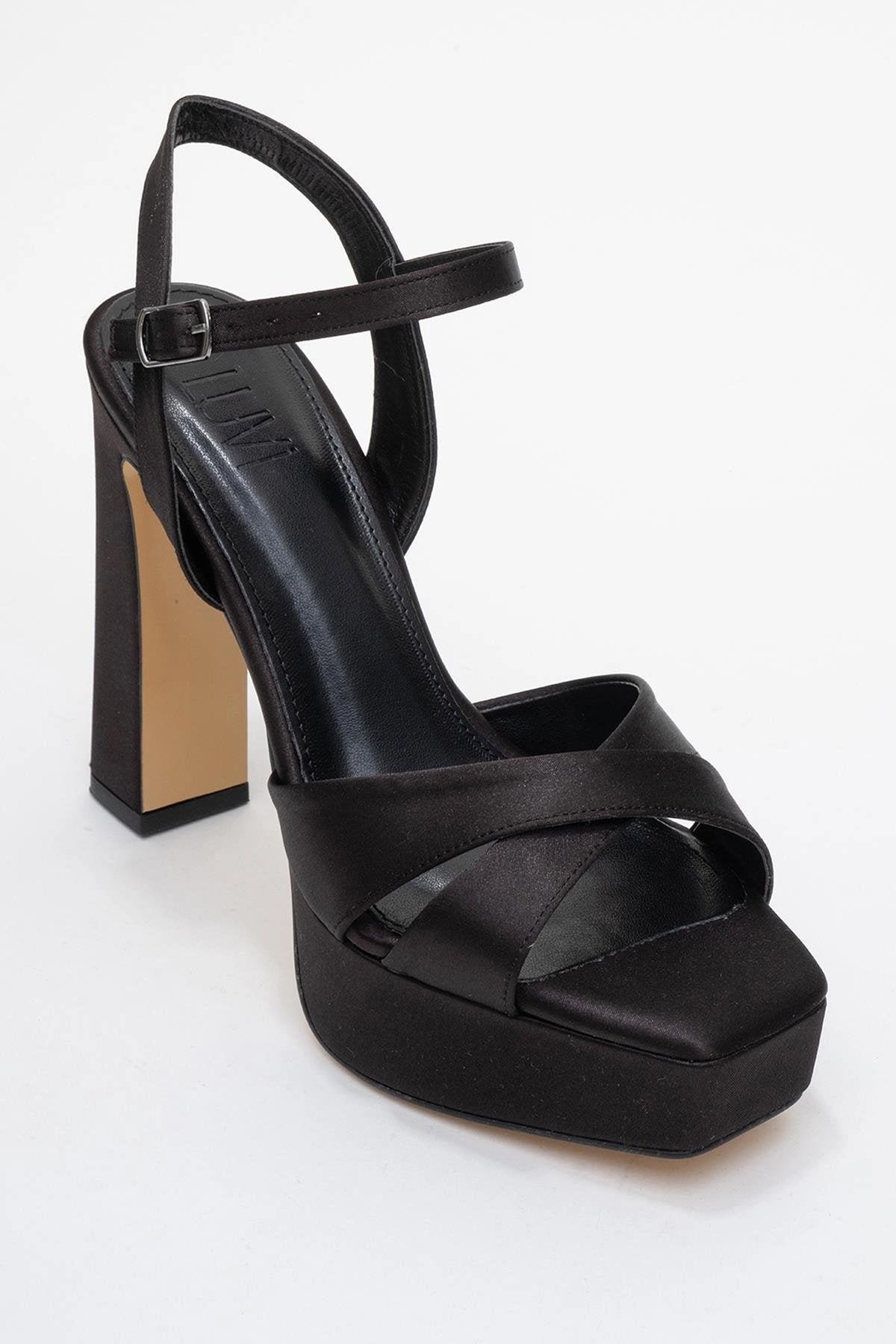 Prologue Shoes Womens Yulia Cross-Strap Platform Heel Sandal