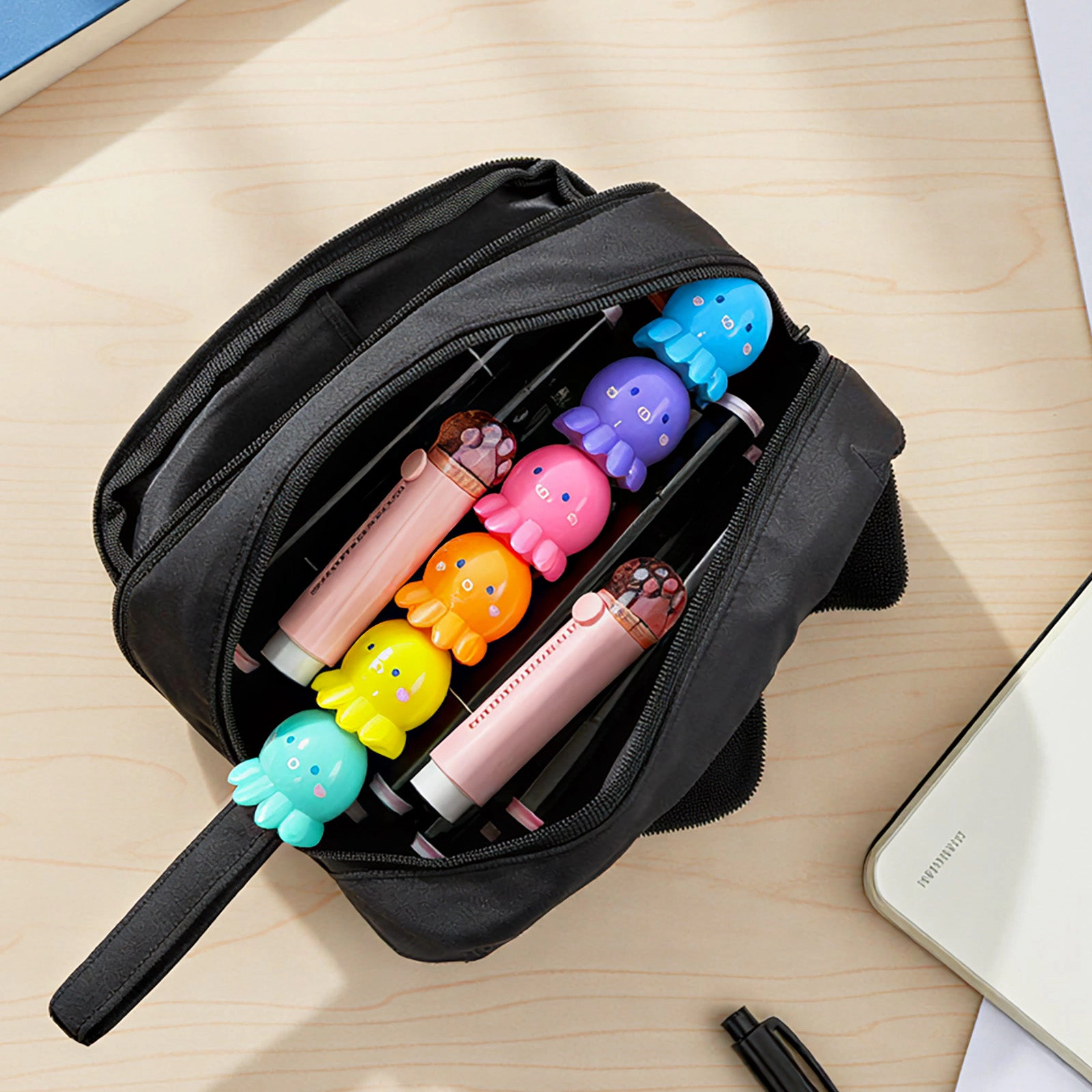 Wrapables 3D Animal Face 2-Compartment Pencil Case