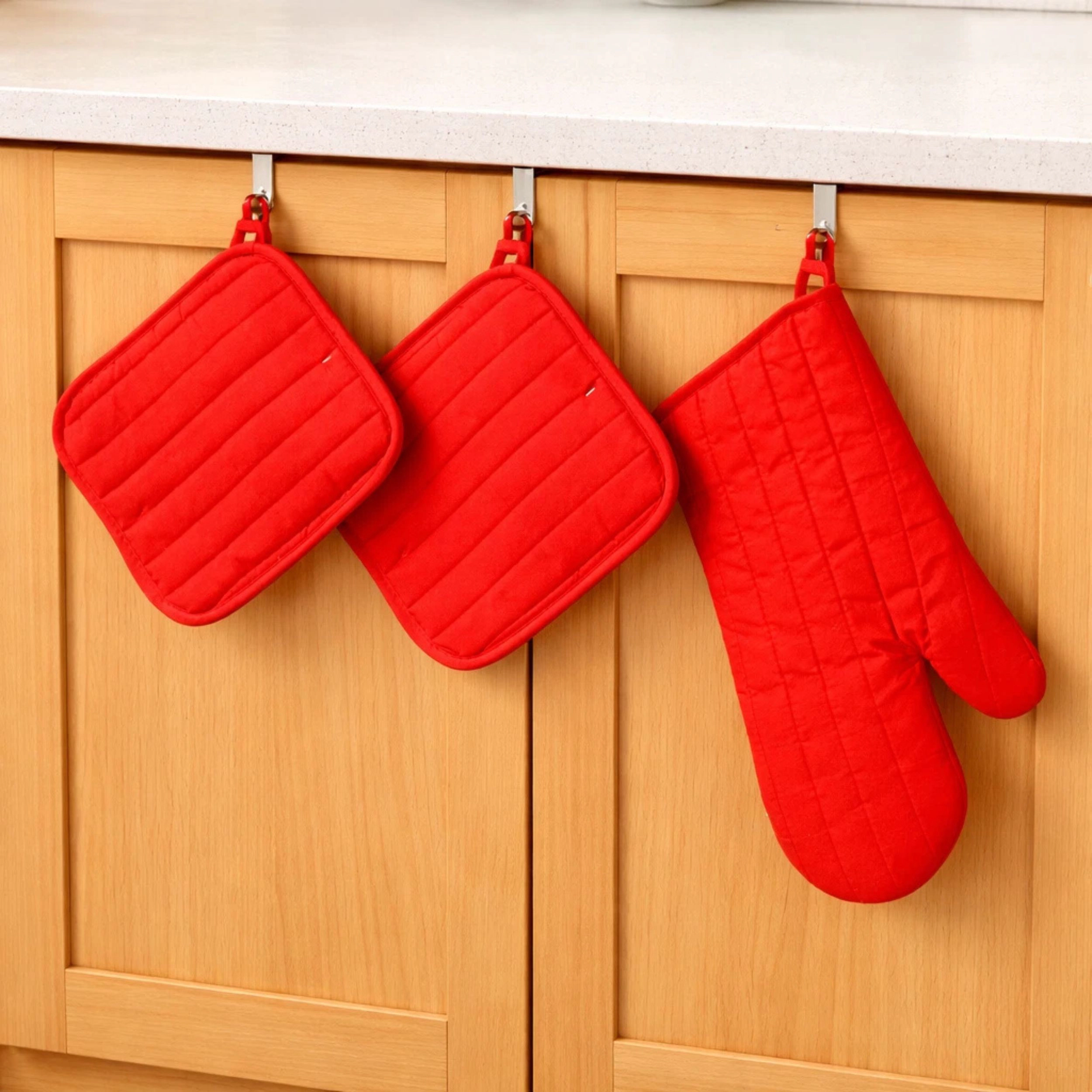 Home Collection 3 Piece Red Oven Mitt & Potholder Set Heat Resistant