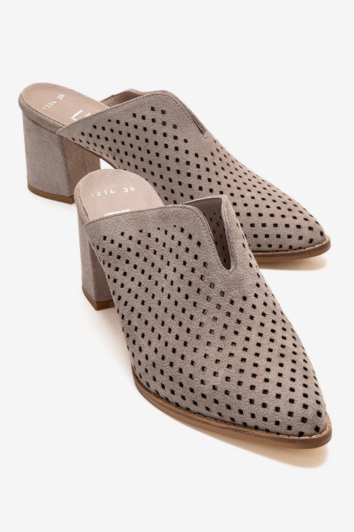 Forever & Always Womens Toen Leather Block Heel Mules