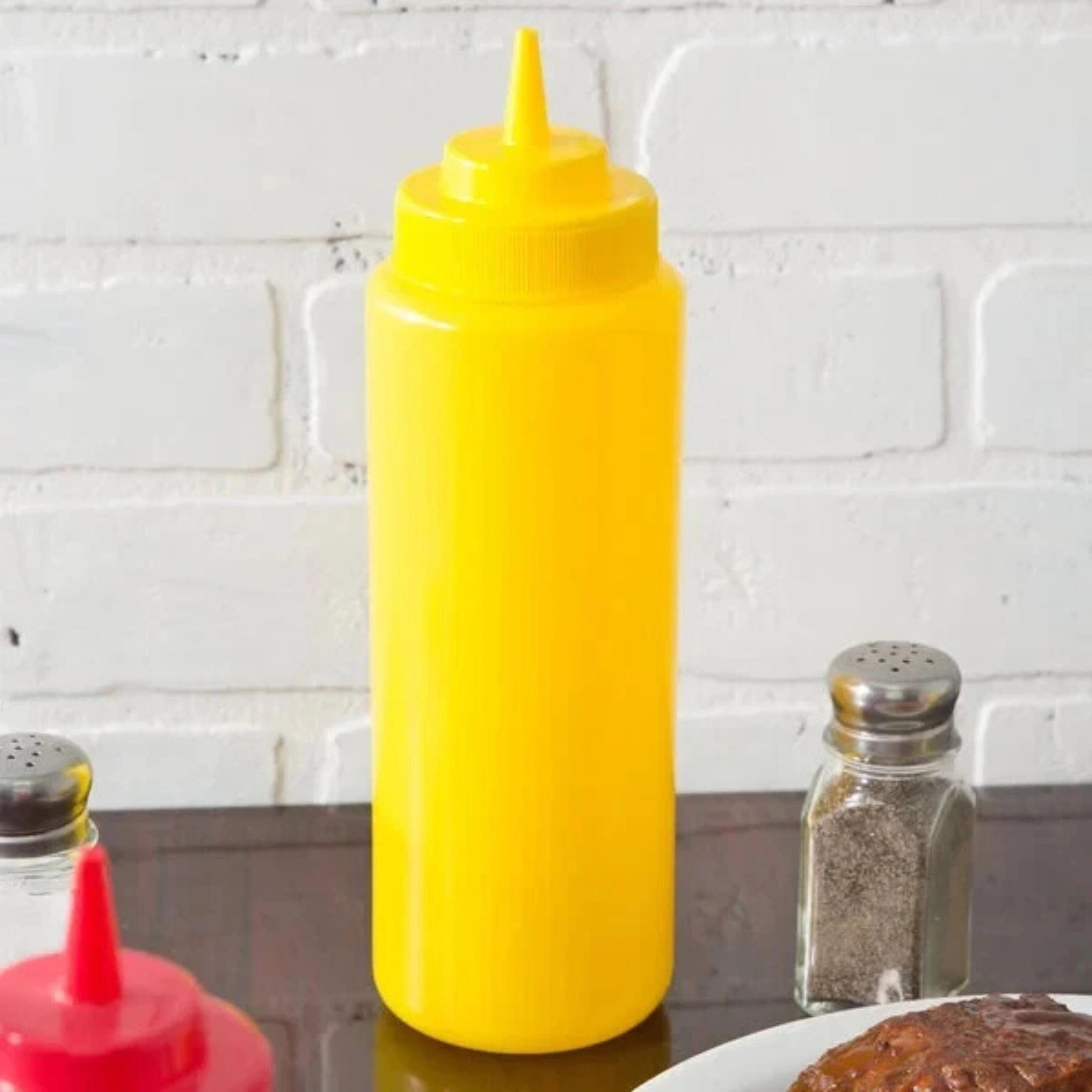 Home Collection 32 oz Plastic Condiment Squeeze Bottle with No-Leak Cap