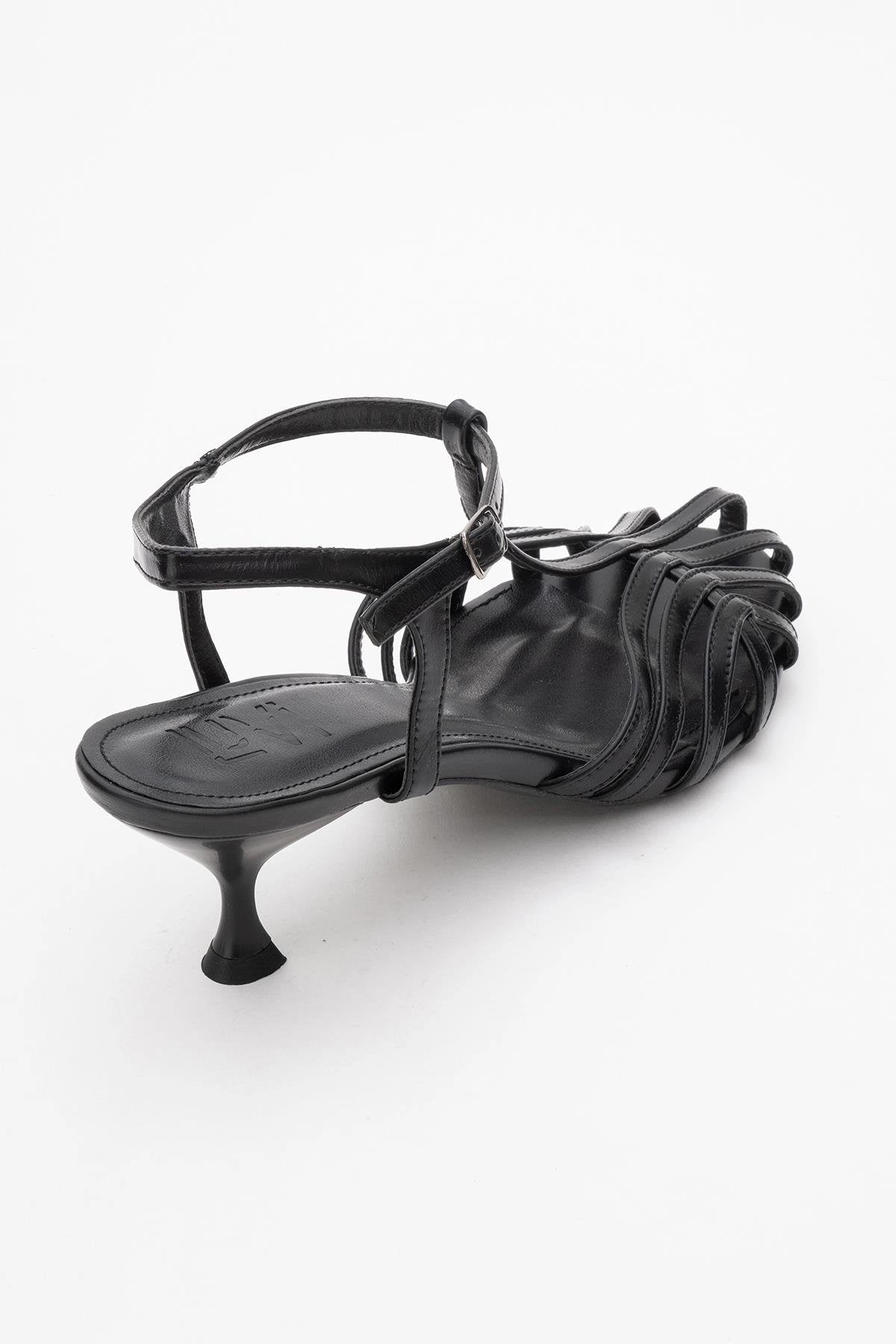 Prologue Shoes Womens Felip Strappy Sandal